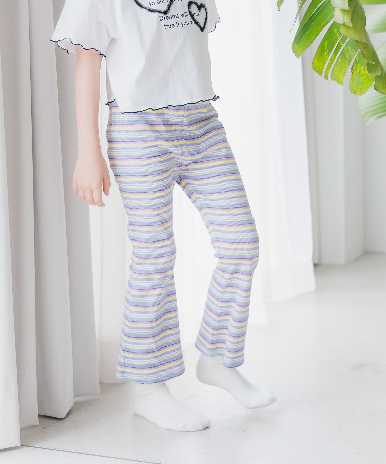 【ベイフロー/BAYFLOW / KIDS】のストレッチ素材 ボーダーフレアパンツ(KIDS) インテリア・キッズ・メンズ・レディースファッション・服の通販 founy(ファニー) 　ファッション　Fashion　キッズファッション　Fashion for Kids　ボトムス　Bottoms　おすすめ　Recommended / Our Picks　ショート　Short, Short Length　スウェット / スエット　Sweatshirt, Sweatwear　ストレッチ　Stretch, Stretchy Fabric　フレア　Flare, Flared　ボーダー　Border, Stripe　レギンス　Leggings, Stretch Pants　冬　Winter / This Winter　パープル90|ID: prp329100004642103 ipo3291000000033481362