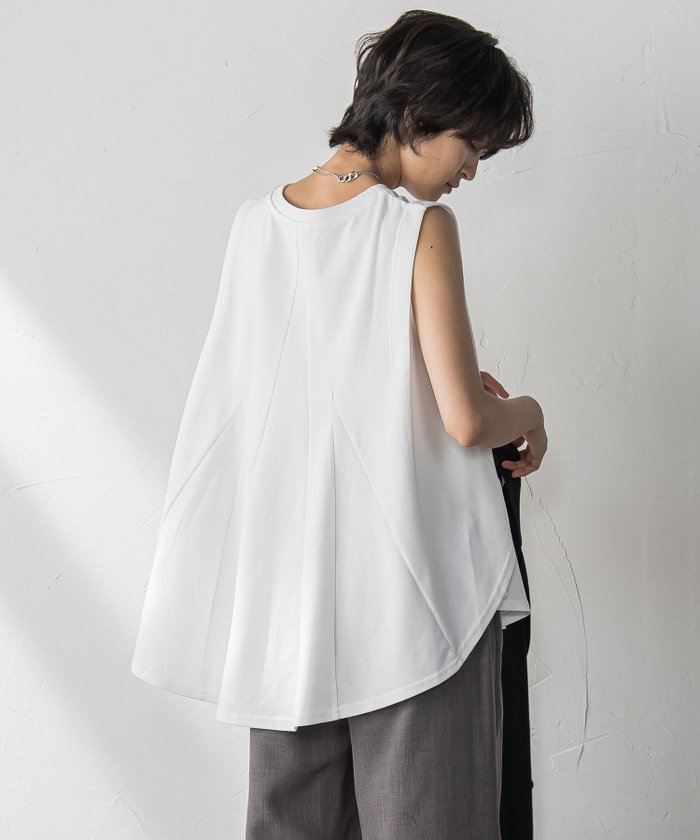 【メイソングレイ/MAYSON GREY】のパネル切替えノースリーブプルオーバー≪手洗い可能≫ インテリア・キッズ・メンズ・レディースファッション・服の通販 founy(ファニー) https://founy.com/ ファッション Fashion レディースファッション Fashion for Women トップス・カットソー Cut & Sew Tops キャミソール&ノースリーブ Camisoles & Sleeveless Tops カジュアルプルオーバー・ニットトップス Pullovers & Knit Tops / Casual Pullovers カッティング Cutting Detail カットソー Cut and Sewn Top ショルダー Shoulder, Shoulder Strap シンプル Simple, Minimal スリット Slit, Slit Detail ノースリーブ Sleeveless, No-Sleeve バランス Balance, Style Balance パターン Pattern, Design Print フレア Flare, Flared ワイド Wide, Wide Fit おすすめ Recommended / Our Picks |ID: prp329100004642110 ipo3291000000033560794
