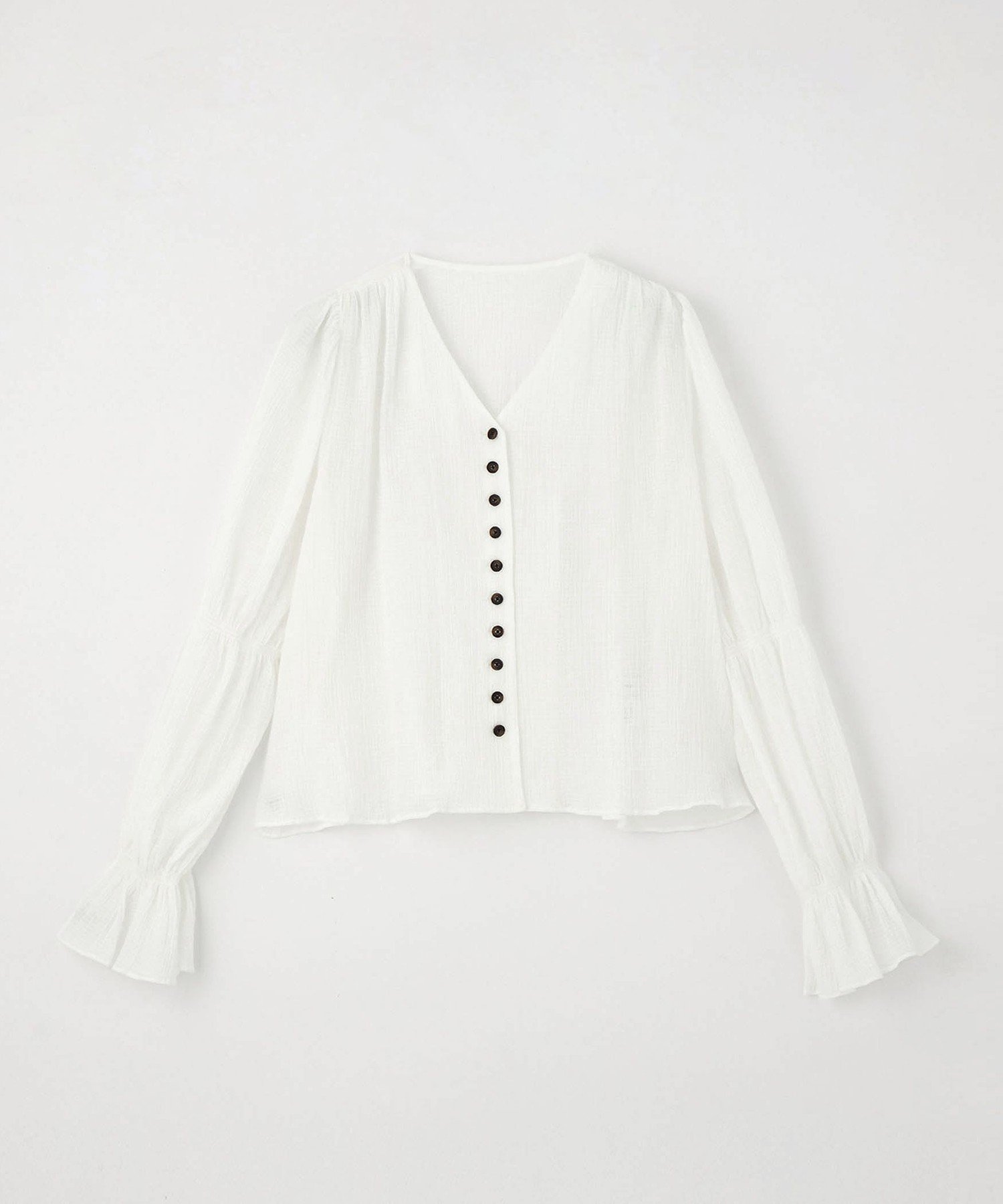 【ユナイテッドアローズ/UNITED ARROWS】のEMMEL REFINES EM フロントボタン ヨウリュウ ブラウス インテリア・キッズ・メンズ・レディースファッション・服の通販 founy(ファニー) 　ファッション　Fashion　レディースファッション　Fashion for Women　トップス・カットソー　Cut & Sew Tops　シャツ・ブラウス・オフィスカジュアル　Elegant Blouses & Button-Ups　秋　Autumn　シアー　Sheer, See-Through　シャーリング　Shirring, Ruched　デニム　Denim, Jeans Material　トレンド　Trend, Trending Now　バランス　Balance, Style Balance　フィット　Fit, Slim Fit　フロント　Front, Front Design　ワイド　Wide, Wide Fit　冬　Winter / This Winter　おすすめ　Recommended / Our Picks　2024年　2024　2024-2025秋冬・A/W　Autumn/Winter 2024–25 AW24–25　WHITE|ID: prp329100004642146 ipo3291000000033481984