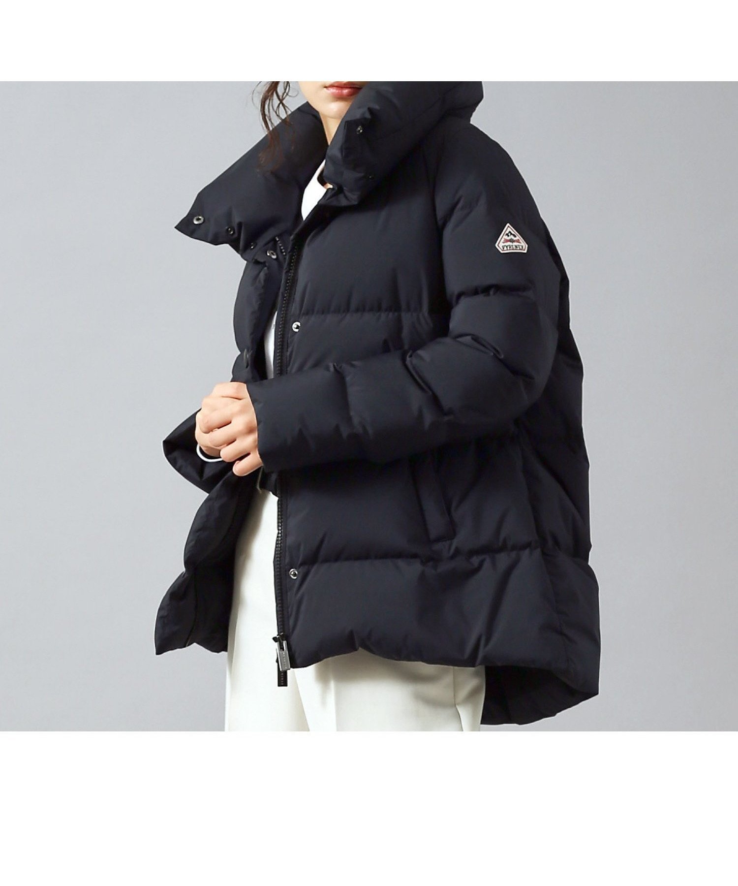 【ルージュヴィフラクレ/Rouge vif la cle】の【PYRENEX / ピレネックス】ELAURA2 / エローラ2 / ダウンジ インテリア・キッズ・メンズ・レディースファッション・服の通販 founy(ファニー) 　ファッション　Fashion　レディースファッション　Fashion for Women　エレガント 上品　Elegant　ジャケット　Jacket, Outerwear　ダウン　Down, Puffer　ドット　Polka Dot, Dot Pattern　ドロップ　Drop Shoulder, Dropped Style　人気　Popular, Best Seller　フランス　France, French　フレア　Flare, Flared　フロント　Front, Front Design　プレミアム　Premium, High-End　ボトム　Bottoms, Lower Wear　防寒　Cold Protection, Winter-Ready　マフラー　Scarf, Muffler　ミドル　Middle Length, Mid Height　ラウンド　Round, Round Neck　リラックス　Relax, Relaxed Fit　ブラック|ID: prp329100004642476 ipo3291000000033485844
