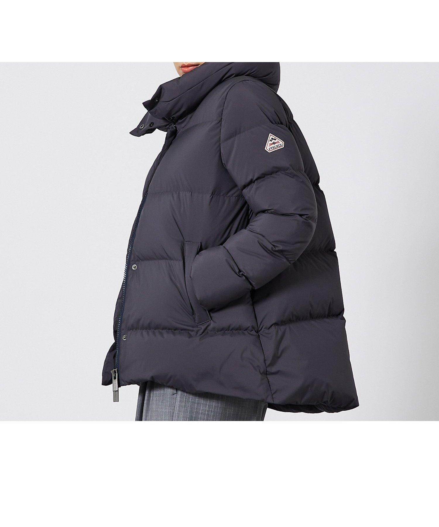 【ルージュヴィフラクレ/Rouge vif la cle】の【PYRENEX / ピレネックス】ELAURA2 / エローラ2 / ダウンジ インテリア・キッズ・メンズ・レディースファッション・服の通販 founy(ファニー) 　ファッション　Fashion　レディースファッション　Fashion for Women　エレガント 上品　Elegant　ジャケット　Jacket, Outerwear　ダウン　Down, Puffer　ドット　Polka Dot, Dot Pattern　ドロップ　Drop Shoulder, Dropped Style　人気　Popular, Best Seller　フランス　France, French　フレア　Flare, Flared　フロント　Front, Front Design　プレミアム　Premium, High-End　ボトム　Bottoms, Lower Wear　防寒　Cold Protection, Winter-Ready　マフラー　Scarf, Muffler　ミドル　Middle Length, Mid Height　ラウンド　Round, Round Neck　リラックス　Relax, Relaxed Fit　スミクロ|ID: prp329100004642476 ipo3291000000033485845