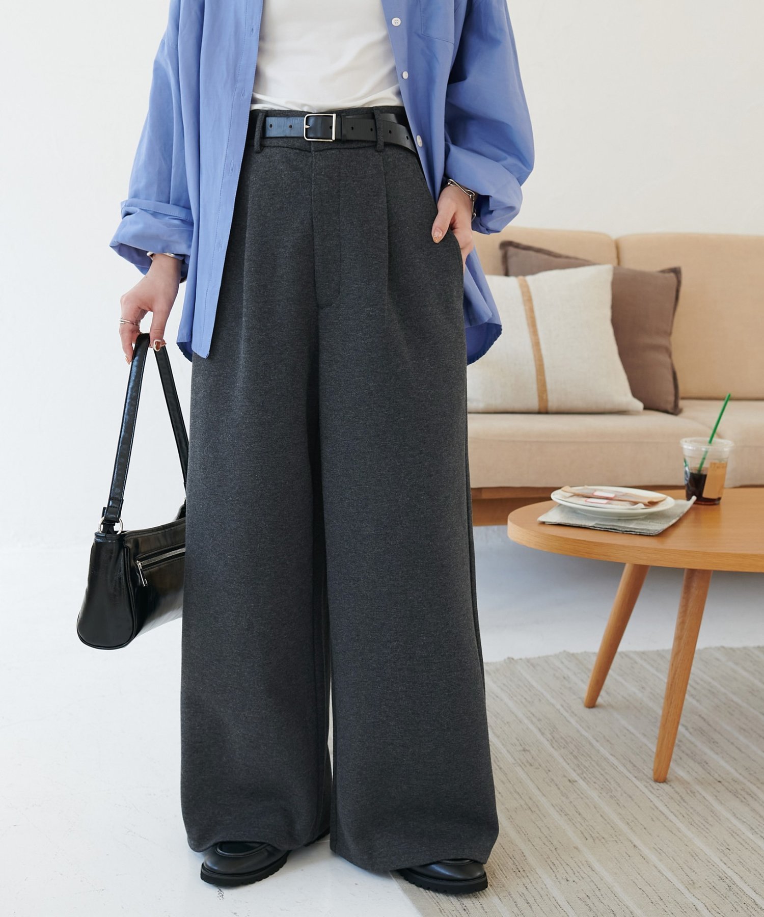 【ディスコート/Discoat】のキレイメスウェットライクパンツ インテリア・キッズ・メンズ・レディースファッション・服の通販 founy(ファニー) 　ファッション　Fashion　レディースファッション　Fashion for Women　パンツ　Pants & Trousers　スウェット / スエット　Sweatshirt, Sweatwear　スラックス　Slacks, Dress Pants　リラックス　Relax, Relaxed Fit　ループ　Loop, Loop Knit　チャコールグレー|ID: prp329100004642765 ipo3291000000033489562