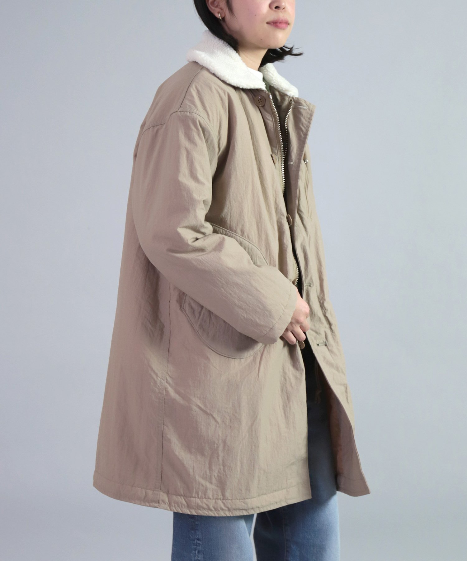 【ドミンゴ/DOMINGO】のナイロンリップ デッキコート 人気、トレンドファッション・服の通販 founy(ファニー) 　ファッション　Fashion　レディースファッション　Fashion for Women　アウター　Coat / Outerwear Collection　コート・ロングコート・ピーコート　Long Coats, Peacoats & More　ウォーム　Warm Fabric　キルティング　Quilted, Quilting　クラシック　Classic, Timeless Style　ジャケット　Jacket, Outerwear　ハンド　Hand, Handmade　ポケット　Pocket, Pocket Detail　防寒　Cold Protection, Winter-Ready　ミドル　Middle Length, Mid Height　リップ　Lip, Lip Motif　ワイド　Wide, Wide Fit　冬　Winter / This Winter　 other-1|ID: prp329100004642780 ipo3291000000033489722