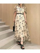 【リリーブラウン/Lily Brown】のラインフラワーエンブロイダリードレス 人気、トレンドファッション・服の通販 founy(ファニー) ファッション Fashion レディースファッション Fashion for Women ワンピース Dresses フォーマル・パーティードレス・結婚式用ドレス Elegant & Casual Dresses おすすめ Recommended / Our Picks エアリー Airy Texture エンブロイダリー Embroidery Design サテン Satin, Glossy Fabric ベロア Velour, Soft Velvet 人気 Popular, Best Seller thumbnail BEG[037]|ID: prp329100004642823 ipo3291000000033801898