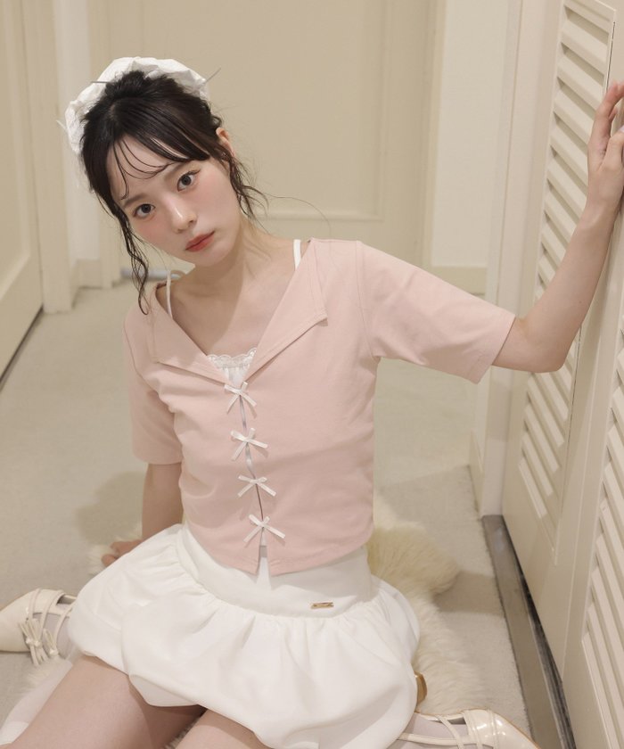 【ナイスクラップ/NICE CLAUP】のインナードッキングリボントップス インテリア・キッズ・メンズ・レディースファッション・服の通販 founy(ファニー) https://founy.com/ ファッション Fashion レディースファッション Fashion for Women トップス・カットソー Cut & Sew Tops おすすめ Recommended / Our Picks カットソー Cut and Sewn Top コンパクト Compact, Small Size シンプル Simple, Minimal デニム Denim, Jeans Material フィット Fit, Slim Fit フロント Front, Front Design ボトム Bottoms, Lower Wear ミニスカート Mini Skirt, Short Skirt リボン Ribbon, Bow |ID: prp329100004642921 ipo3291000000033555757