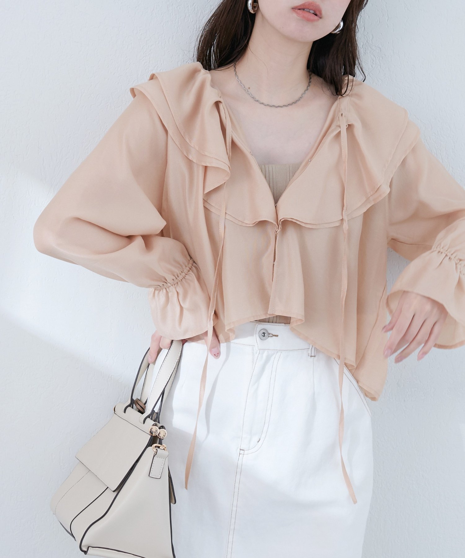 【ナチュラルクチュール/natural couture】の【sherbet line】接触冷感 ラッフル羽織ブラウス インテリア・キッズ・メンズ・レディースファッション・服の通販 founy(ファニー) 　ファッション　Fashion　レディースファッション　Fashion for Women　トップス・カットソー　Cut & Sew Tops　シャツ・ブラウス・オフィスカジュアル　Elegant Blouses & Button-Ups　シアー　Sheer, See-Through　シャーリング　Shirring, Ruched　ダウン　Down, Puffer　デニム　Denim, Jeans Material　フェミニン　Feminine, Girly　フリル　Frill, Ruffle　フレア　Flare, Flared　ポケット　Pocket, Pocket Detail　羽織　Haori, Light Jacket　ラッフル　Ruffle, Frill　おすすめ　Recommended / Our Picks　夏　Summer　2025年　2025　2025春夏・S/S　Spring/Summer 2025 SS25　ピンクベージュ|ID: prp329100004643157 ipo3291000000033494048