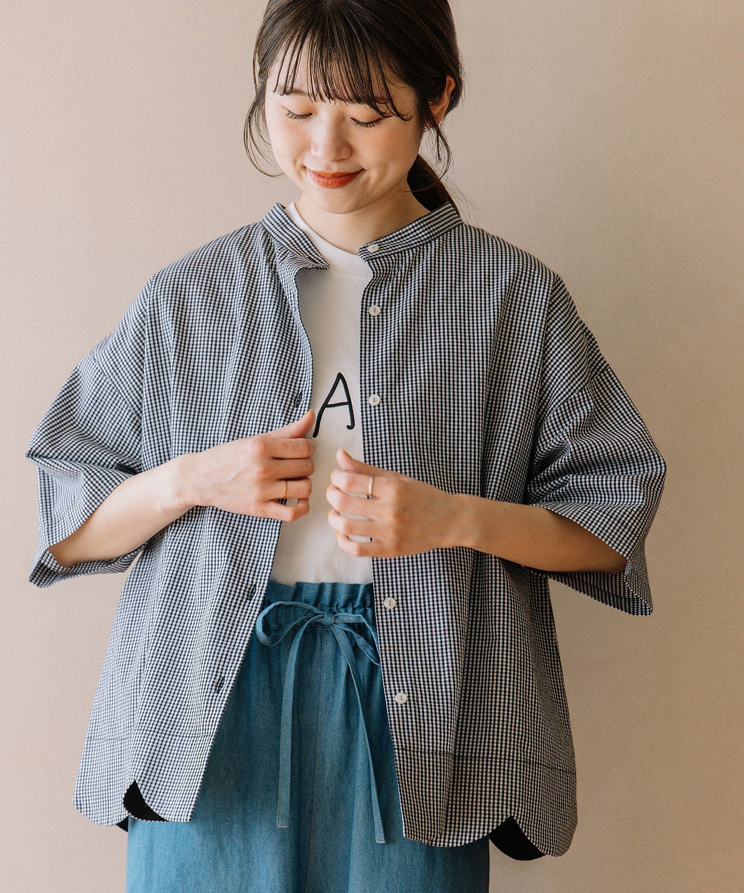 【プードゥドゥ/POU DOU DOU】の2way裾スカラップブラウス インテリア・キッズ・メンズ・レディースファッション・服の通販 founy(ファニー) 　ファッション　Fashion　レディースファッション　Fashion for Women　トップス・カットソー　Cut & Sew Tops　シャツ・ブラウス・オフィスカジュアル　Elegant Blouses & Button-Ups　ギンガム　Gingham, Gingham Fabric　スカラップ　Scallop, Scalloped Edge　ストライプ　Stripe, Striped Pattern　スマート　Smart, Elegant　ドット　Polka Dot, Dot Pattern　定番　Standard, Basic Item　人気　Popular, Best Seller　羽織　Haori, Light Jacket　無地　Plain, Solid Color　リラックス　Relax, Relaxed Fit　スミクロ|ID: prp329100004643213 ipo3291000000033494557
