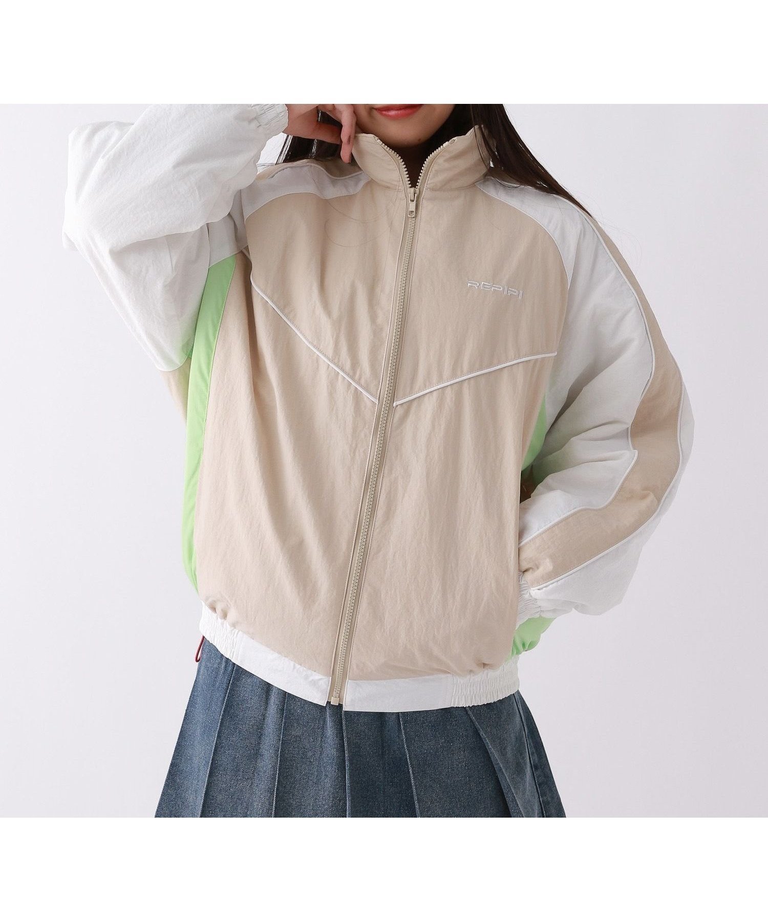 【レピピアルマリオ/repipi armario / KIDS】のカラーブロックキルトブルゾン インテリア・キッズ・メンズ・レディースファッション・服の通販 founy(ファニー) 　ファッション　Fashion　キッズファッション　Fashion for Kids　おすすめ　Recommended / Our Picks　インナー　Innerwear　スタンド　Stand Collar, Upright Stand　デニム　Denim, Jeans Material　トレンド　Trend, Trending Now　パーカー　Hoodie, Parka　ブルゾン　Blouson, Bomber Jacket　ブロック　Block, Solid Block Pattern　プリーツ　Pleats, Pleated　冬　Winter / This Winter　防寒　Cold Protection, Winter-Ready　ベージュ52|ID: prp329100004643235 ipo3291000000033494801