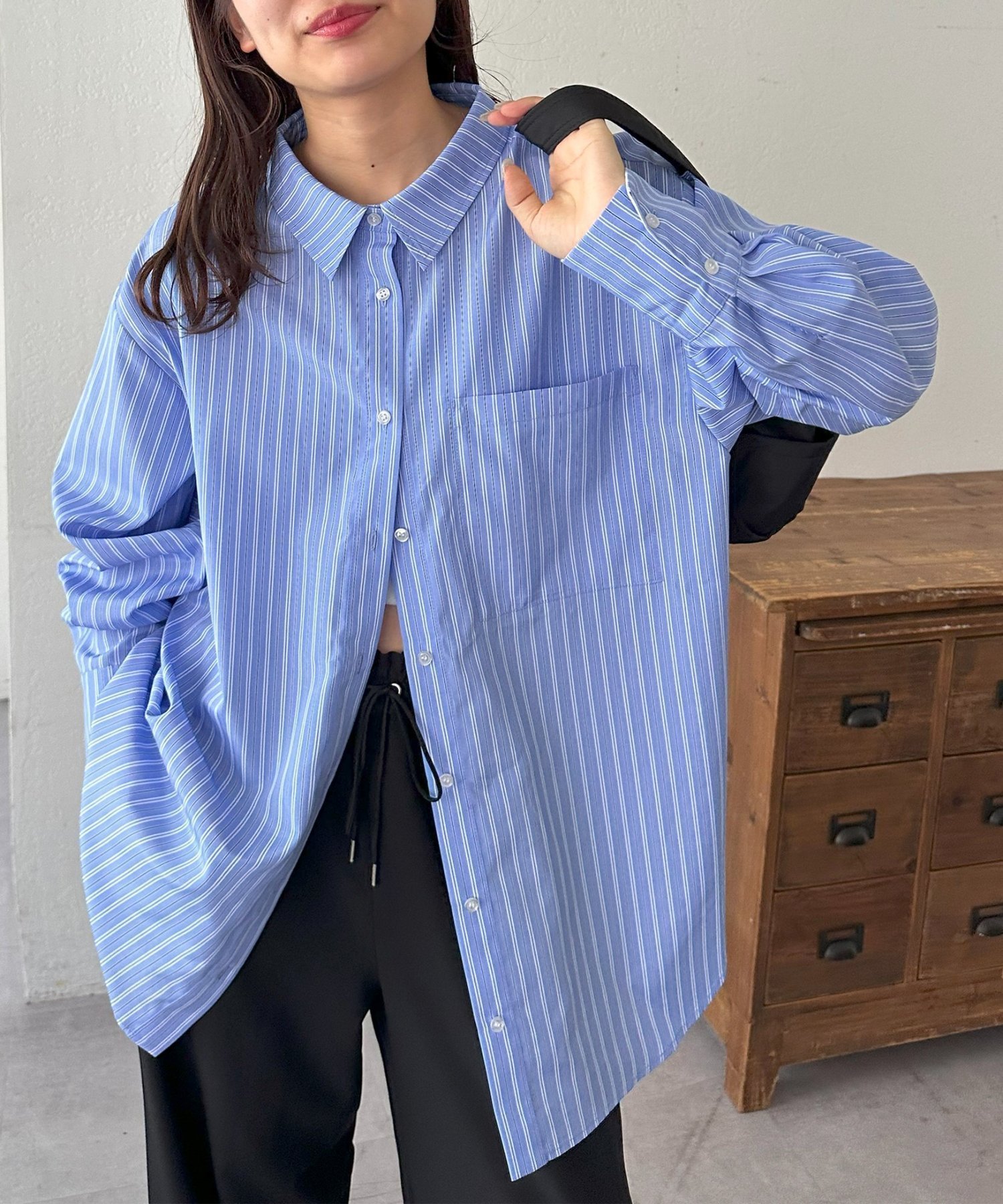 【ディスコート/Discoat】の【WEB限定】カフスホワイトデザインストライプオーバーシャツ 人気、トレンドファッション・服の通販 founy(ファニー) 　ファッション　Fashion　レディースファッション　Fashion for Women　トップス・カットソー　Cut & Sew Tops　シャツ・ブラウス・オフィスカジュアル　Elegant Blouses & Button-Ups　 other-1|ID: prp329100004643272 ipo3291000000033495215
