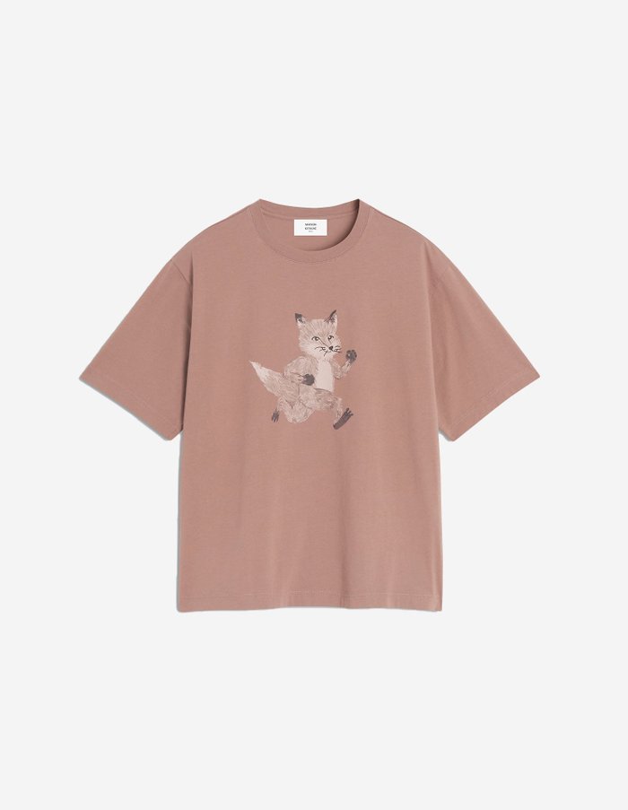 【メゾン キツネ/MAISON KITSUNE / MEN】のMaison Kitsune/SPEEDY FOX PRINT OVERSIZE TEE-SHIRT インテリア・キッズ・メンズ・レディースファッション・服の通販 founy(ファニー) https://founy.com/ ファッション Fashion メンズファッション Fashion for Men フロント Front, Front Design プリント Print, Printed Pattern 半袖 Short Sleeve, Half Sleeve 夏 Summer S/S・春夏 SS, Spring/Summer, Warm Season |ID: prp329100004643308 ipo3291000000033495431