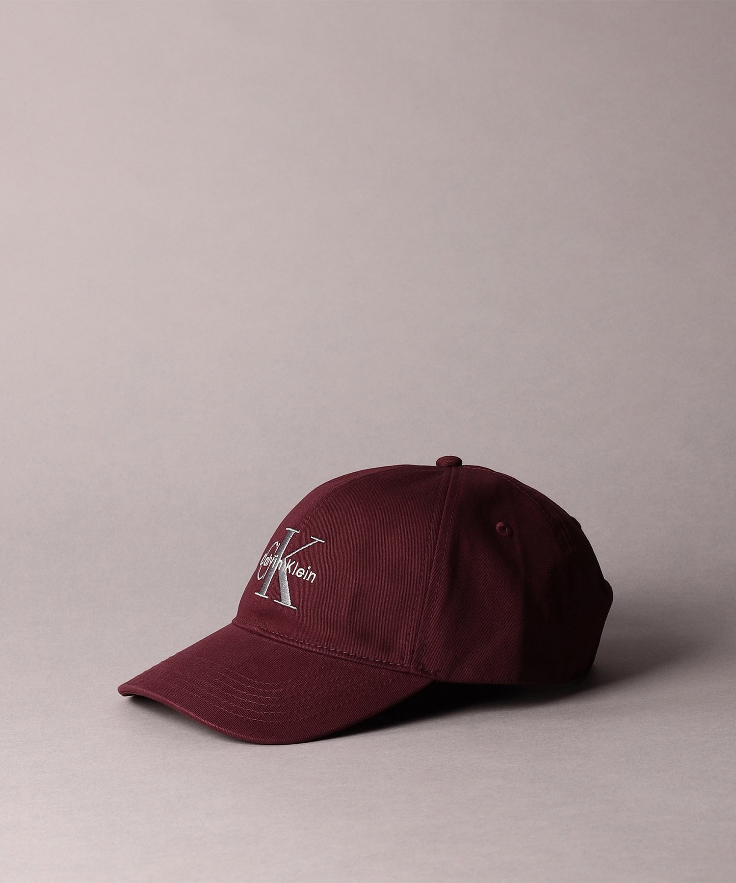 【カルバンクライン/Calvin Klein / MEN】の【公式ショップ】 カルバンクライン モノグラムロゴベースボールキャップ Calvin Klein Jeans Accessory 4G5004G インテリア・キッズ・メンズ・レディースファッション・服の通販 founy(ファニー) 　ファッション　Fashion　メンズファッション　Fashion for Men　キャップ　Cap, Baseball Cap　ジーンズ　Jeans, Denim Pants　フィット　Fit, Slim Fit　フェイス　Face, Facial Design　フロント　Front, Front Design　モダン　Modern, Contemporary　ラウンド　Round, Round Neck　Deep Rouge|ID: prp329100004643422 ipo3291000000033496580
