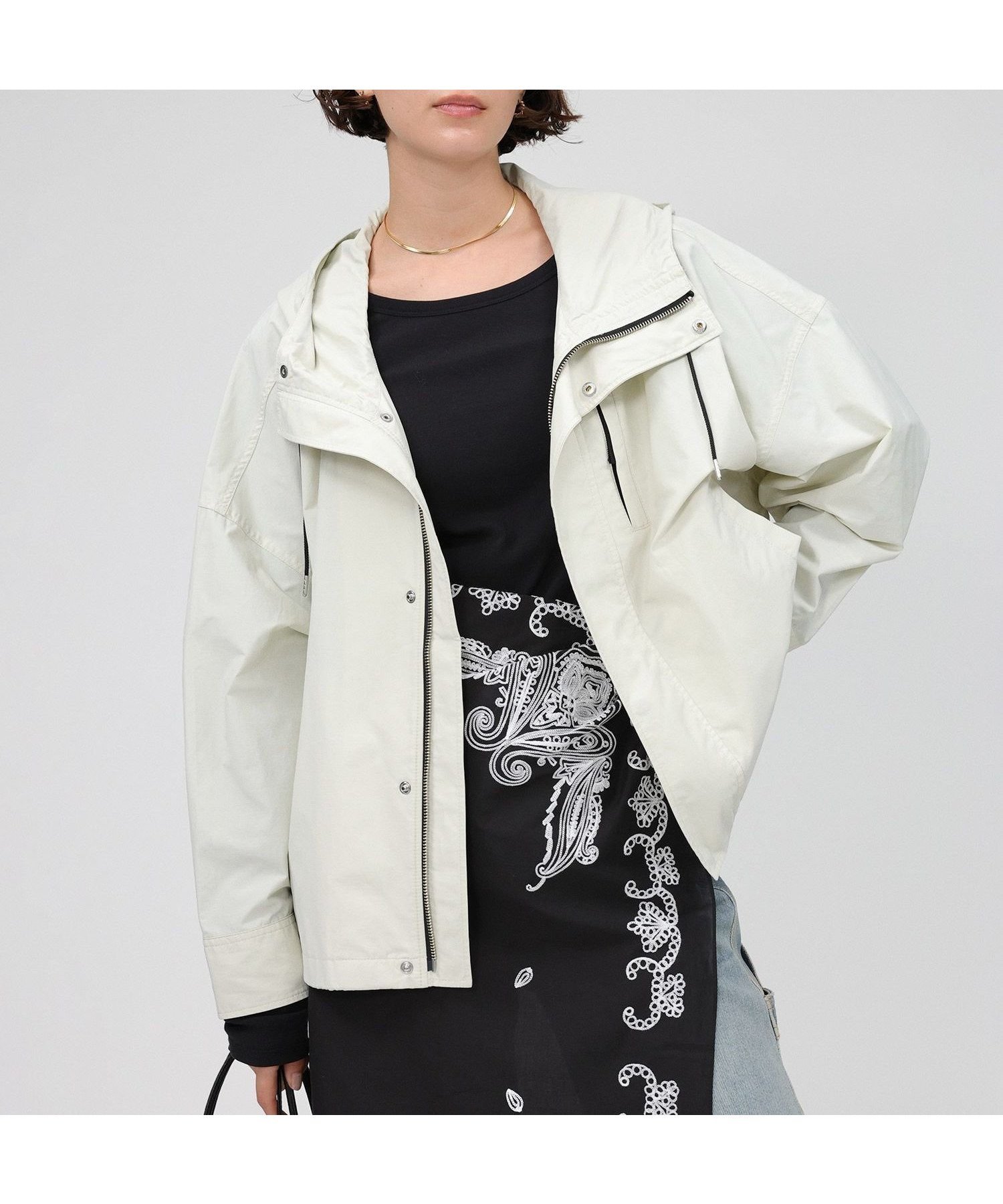 【バビロン/BABYLONE / KIDS】のショートマウンテンパーカー インテリア・キッズ・メンズ・レディースファッション・服の通販 founy(ファニー) 　ファッション　Fashion　キッズファッション　Fashion for Kids　今季　This Season, Current Season　ショート　Short, Short Length　シルバー　Silver, Metallic Silver　シンプル　Simple, Minimal　スタンド　Stand Collar, Upright Stand　パーカー　Hoodie, Parka　再入荷　Restock / Back in Stock　アイボリー52|ID: prp329100004643441 ipo3291000000033496740