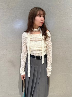 【リリーブラウン/Lily Brown】のドレープオフショルレーストップス 人気、トレンドファッション・服の通販 founy(ファニー) ファッション Fashion レディースファッション Fashion for Women トップス・カットソー Cut & Sew Tops エレガント 上品 Elegant ギャザー Gathered, Ruffled ドレープ Drape, Draping Fabric フェミニン Feminine, Girly レース Lace, Lace Fabric 春 Spring 雑誌 Magazine, Fashion Magazine |ID:prp329100004643443