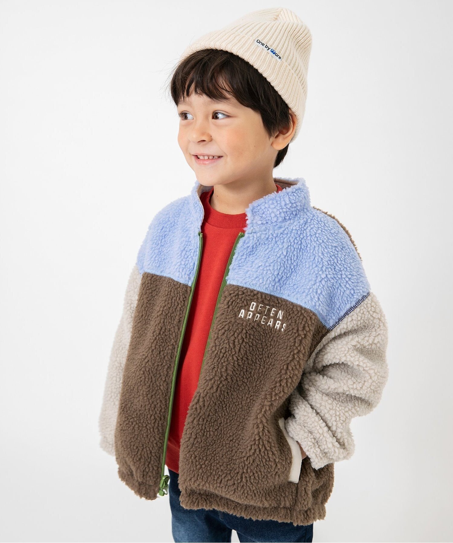 【エフオー オンラインストア/F.O.Online Store / KIDS】の【両面主役!】リバーシブルボアジャケット インテリア・キッズ・メンズ・レディースファッション・服の通販 founy(ファニー) 　ファッション　Fashion　キッズファッション　Fashion for Kids　アウター　Coat Outerwear /Kids　シンプル　Simple, Minimal　タフタ　Taffeta, Structured Fabric　リバーシブル　Reversible, Two-Sided　ワンポイント　One Point, Statement Accent　冬　Winter / This Winter　マルチカラー1|ID: prp329100004644222 ipo3291000000034054295