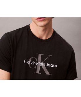 【カルバンクライン/Calvin Klein / MEN】の【公式ショップ】 カルバンクライン モノロゴ Tシャツ Calvin Klein Jeans 40EM286 人気、トレンドファッション・服の通販 founy(ファニー) ファッション Fashion メンズファッション Fashion for Men ショート Short, Short Length シンプル Simple, Minimal スリーブ Sleeve, Long Sleeve / Short Sleeve センター Center, Center Line |ID:prp329100004644650