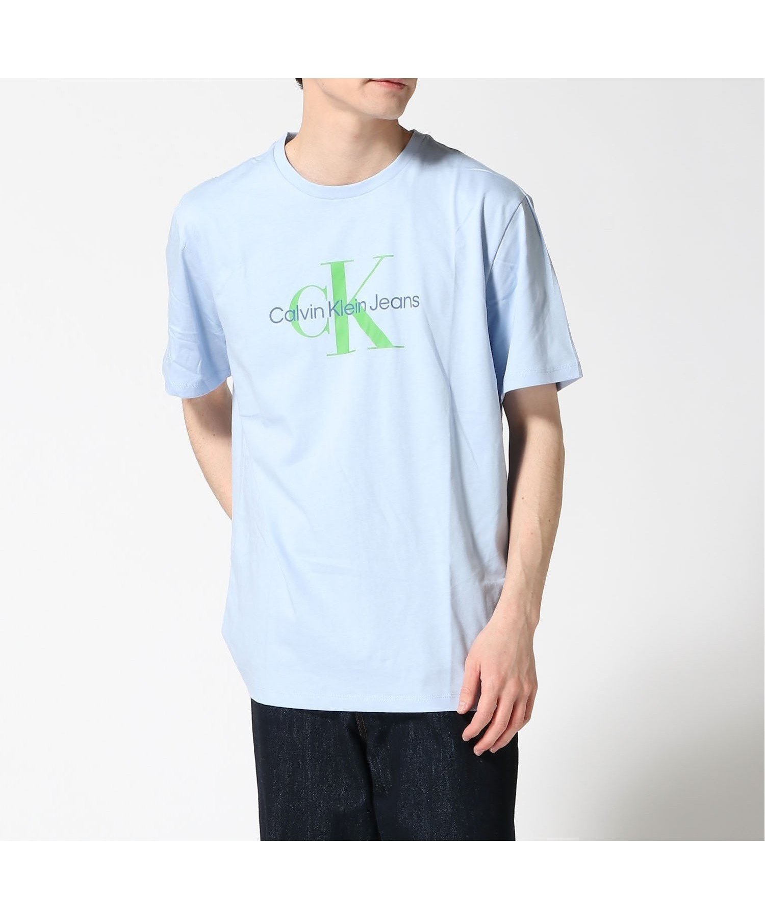 【カルバンクライン/Calvin Klein / MEN】の【公式ショップ】 カルバンクライン モノロゴ Tシャツ Calvin Klein Jeans 40EM286 インテリア・キッズ・メンズ・レディースファッション・服の通販 founy(ファニー) 　ファッション　Fashion　メンズファッション　Fashion for Men　ショート　Short, Short Length　シンプル　Simple, Minimal　スリーブ　Sleeve, Long Sleeve / Short Sleeve　センター　Center, Center Line　Chambray Blue|ID: prp329100004644650 ipo3291000000033514523