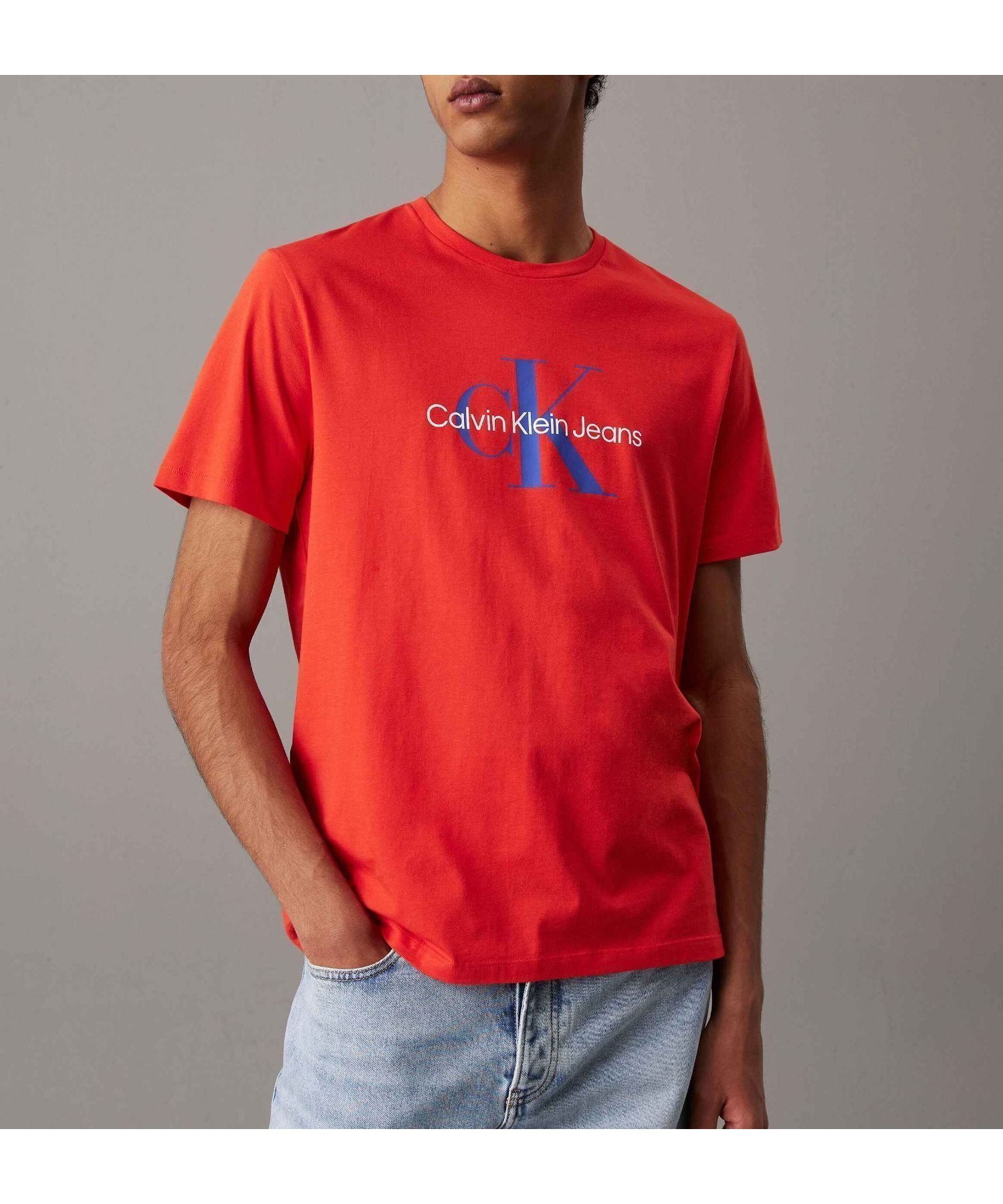 【カルバンクライン/Calvin Klein / MEN】の【公式ショップ】 カルバンクライン モノロゴ Tシャツ Calvin Klein Jeans 40EM286 インテリア・キッズ・メンズ・レディースファッション・服の通販 founy(ファニー) 　ファッション　Fashion　メンズファッション　Fashion for Men　ショート　Short, Short Length　シンプル　Simple, Minimal　スリーブ　Sleeve, Long Sleeve / Short Sleeve　センター　Center, Center Line　Red Alert|ID: prp329100004644650 ipo3291000000033514526
