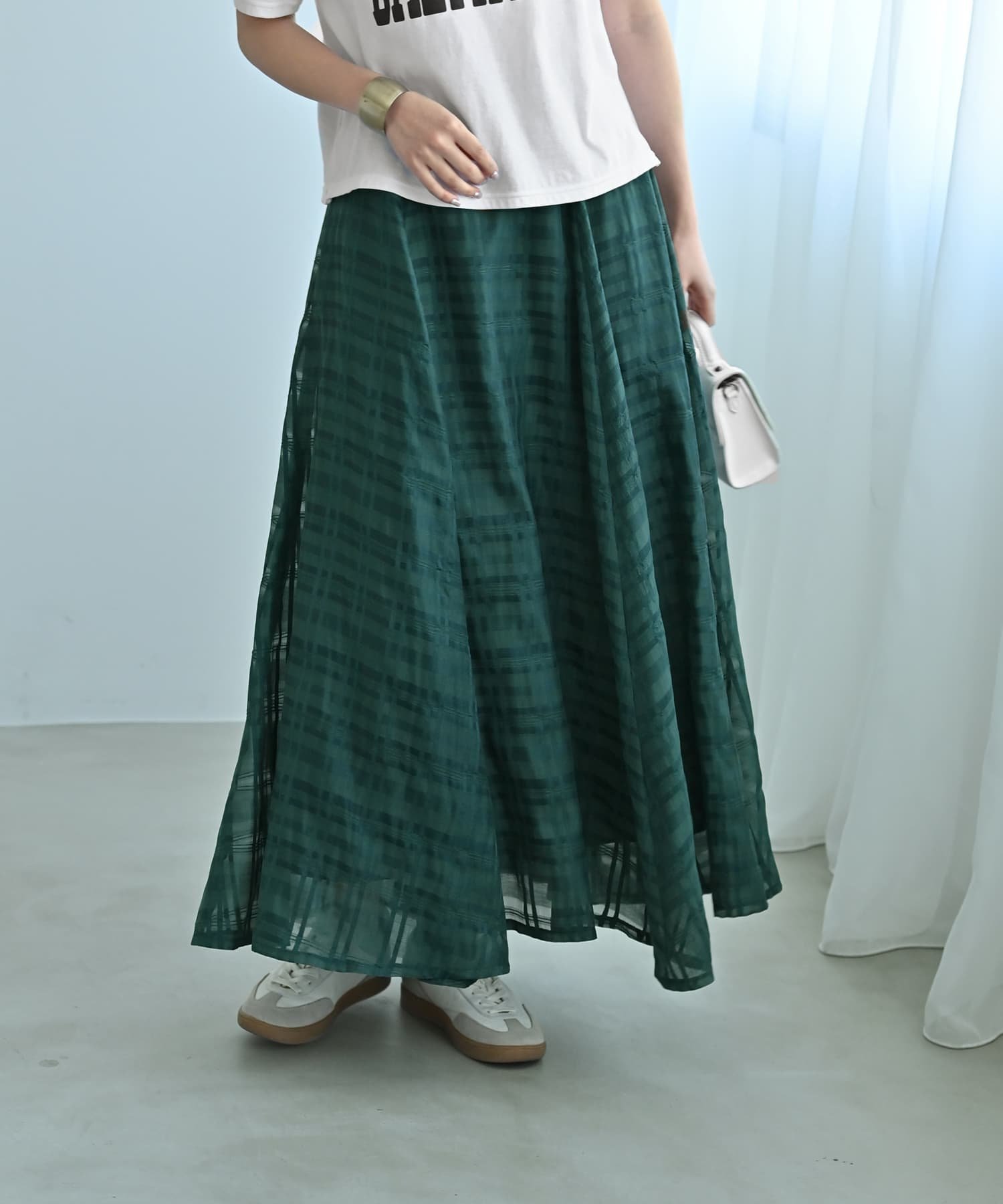 【スタイルデリ/STYLE DELI】の【Kana Oyama*BLK001】シアーチェックスカート/DELI size インテリア・キッズ・メンズ・レディースファッション・服の通販 founy(ファニー) 　ファッション　Fashion　レディースファッション　Fashion for Women　スカート　Skirts　エアリー　Airy Texture　オーガンジー　Organza Fabric　くるぶし　Ankle-Length　ギャザー　Gathered, Ruffled　クール　Cool, Chic　コラボ　Collaboration, Collab　コレクション　Collection, Seasonal Line　コンパクト　Compact, Small Size　軽量　Lightweight, Ultra Light　シアー　Sheer, See-Through　ジャケット　Jacket, Outerwear　スニーカー　Sneakers, Trainers　タイツ　Tights, Legwear　チェック　Check, Plaid, Tartan　パターン　Pattern, Design Print　パーカー　Hoodie, Parka　フォルム　Silhouette, Form　フラット　Flat, Flat Shoes　プリント　Print, Printed Pattern　ペチコート　Petticoat, Underskirt　ポケット　Pocket, Pocket Detail　マキシ　Maxi, Full Length　ループ　Loop, Loop Knit　冬　Winter / This Winter　A/W・秋冬　Autumn/Winter　夏　Summer　グリーン|ID: prp329100004644838 ipo3291000000033517678