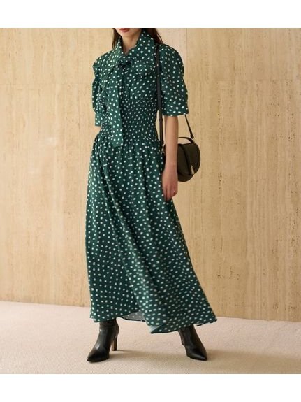 【スナイデル/SNIDEL】のドットボウタイシャツワンピース インテリア・キッズ・メンズ・レディースファッション・服の通販 founy(ファニー) 　ファッション　Fashion　レディースファッション　Fashion for Women　ワンピース　Dresses　シャツワンピース / 1枚で着映えコーデ　Shirt Dresses　ウェーブ　Wavy Pattern　エレガント 上品　Elegant　カーディガン　Cardigan, Knitwear　クラシカル　Classical, Vintage-Inspired　シャーリング　Shirring, Ruched　ジャケット　Jacket, Outerwear　スマート　Smart, Elegant　とろみ　Fluid, Flowy Fabric　ドット　Polka Dot, Dot Pattern　フロント　Front, Front Design　リボン　Ribbon, Bow　おすすめ　Recommended / Our Picks　GRN[024]|ID: prp329100004644876 ipo3291000000033518585