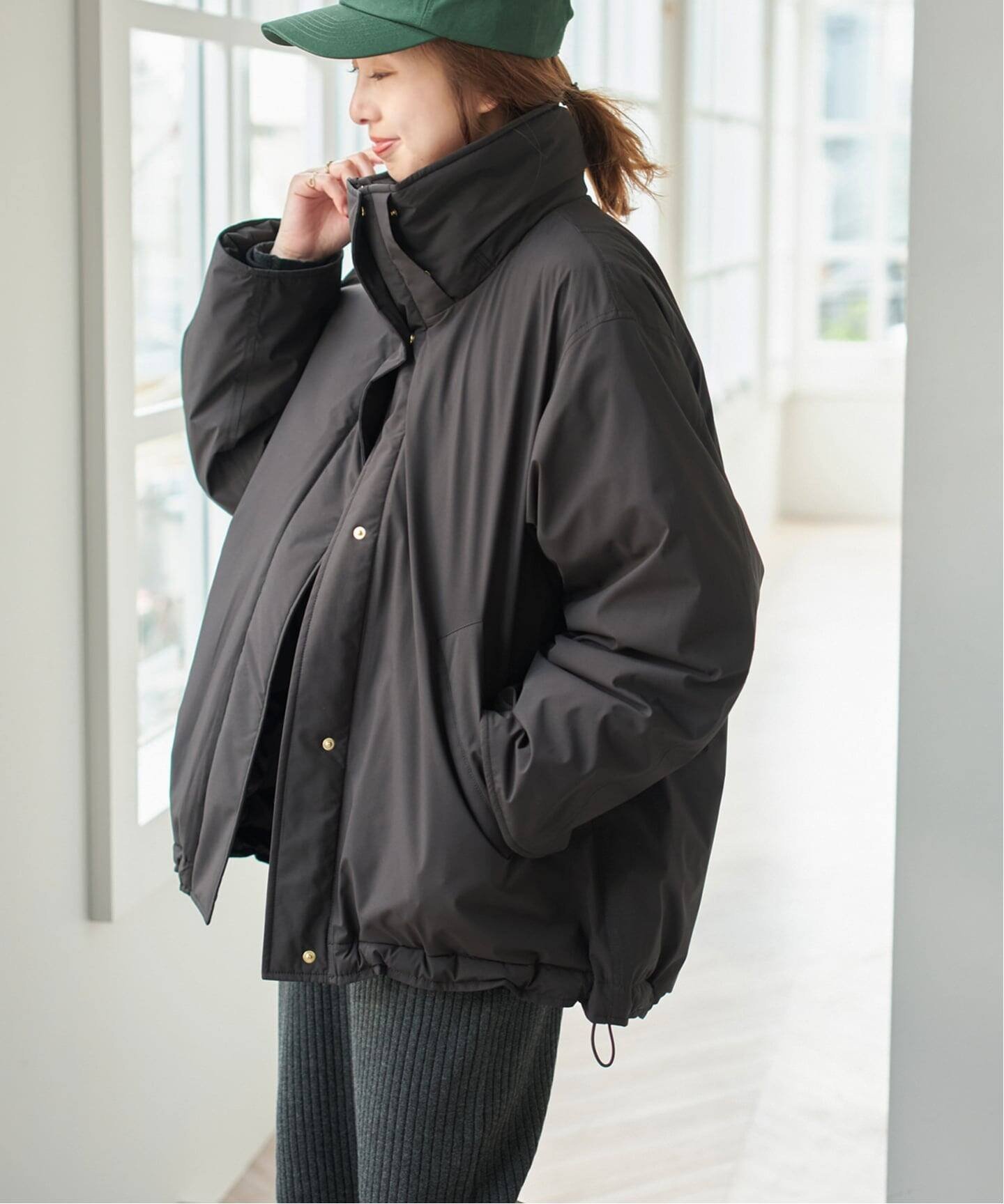 【スピック&スパン/Spick & Span】の2WAY撥水ダウンハーフコート インテリア・キッズ・メンズ・レディースファッション・服の通販 founy(ファニー) 　ファッション　Fashion　レディースファッション　Fashion for Women　アウター　Coat / Outerwear Collection　コート・ロングコート・ピーコート　Long Coats, Peacoats & More　今季　This Season, Current Season　ショート　Short, Short Length　スタンド　Stand Collar, Upright Stand　ダウン　Down, Puffer　ハーフ　Half, Half-Length　バランス　Balance, Style Balance　防寒　Cold Protection, Winter-Ready　ライニング　Inner Lining, Inner Fabric, Lined　ロング　Long, Long-Length　冬　Winter / This Winter　エレガント 上品　Elegant　ビジネス 仕事 通勤　Business / Work / Commuting　ブラックベース|ID: prp329100004644889 ipo3291000000034116979