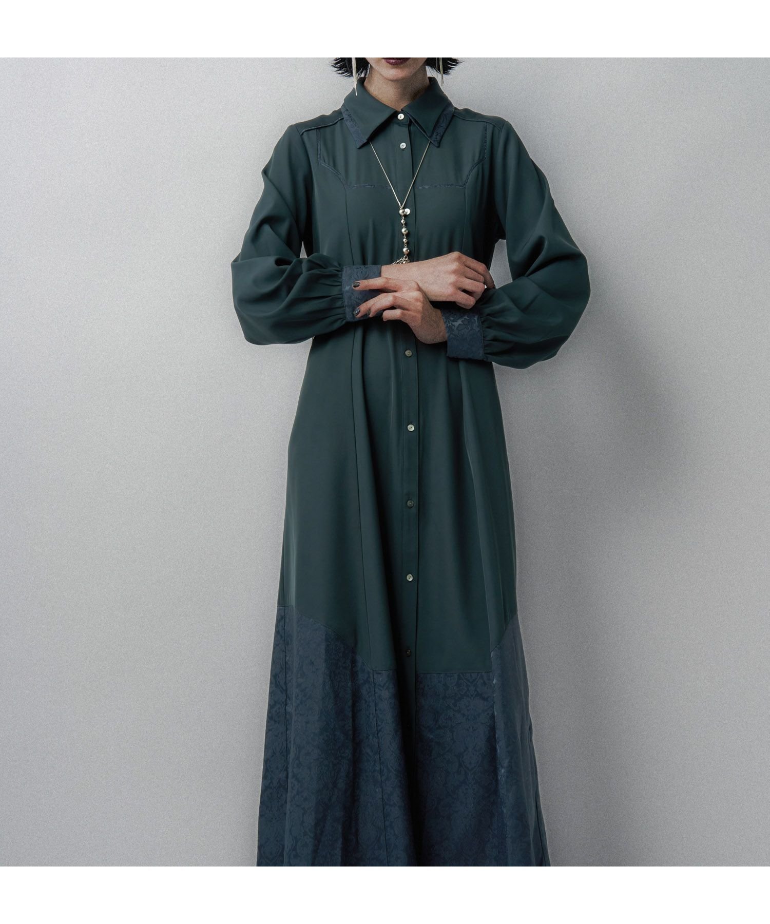 【ハレ/HARE】のアソートキリカエダブルカラーワンピース インテリア・キッズ・メンズ・レディースファッション・服の通販 founy(ファニー) 　ファッション　Fashion　レディースファッション　Fashion for Women　ワンピース　Dresses　アクセサリー　Fashion Accessories　ウェーブ　Wavy Pattern　秋　Autumn　切替　Switching, Contrast Panel　ストレート　Straight, Straight Cut　スニーカー　Sneakers, Trainers　ダブル　Double, Double-Breasted　デニム　Denim, Jeans Material　ネックレス　Necklace, Pendant Necklace　ハイネック　High Neck, Mock Neck　バランス　Balance, Style Balance　無地　Plain, Solid Color　冬　Winter / This Winter　おすすめ　Recommended / Our Picks　グリーン×グリーンジャガード73|ID: prp329100004644936 ipo3291000000033519178