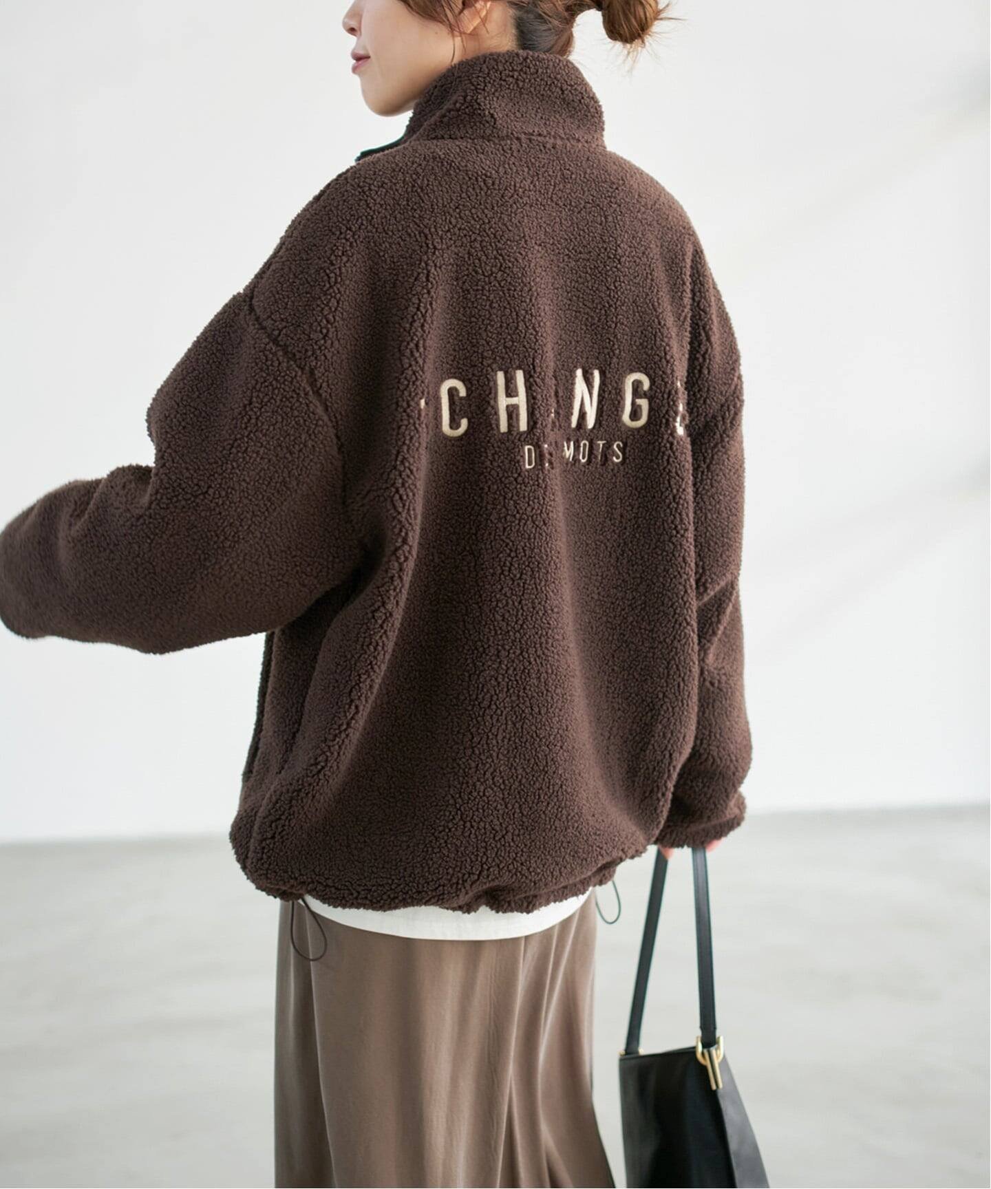 【スピック&スパン/Spick & Span】のリバーシブルボアブルゾン インテリア・キッズ・メンズ・レディースファッション・服の通販 founy(ファニー) 　ファッション　Fashion　レディースファッション　Fashion for Women　アウター　Coat / Outerwear Collection　ブルゾンジャケット・スポーティアウター　Blouson Jackets　タフタ　Taffeta, Structured Fabric　ブルゾン　Blouson, Bomber Jacket　ポケット　Pocket, Pocket Detail　リバーシブル　Reversible, Two-Sided　リラックス　Relax, Relaxed Fit　エレガント 上品　Elegant　冬　Winter / This Winter　ブラウン|ID: prp329100004645083 ipo3291000000033847397