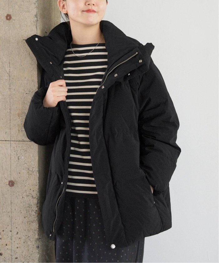 【イエナ/IENA】のARTIROSAライトパッファーダウン インテリア・キッズ・メンズ・レディースファッション・服の通販 founy(ファニー) https://founy.com/ ファッション Fashion レディースファッション Fashion for Women 2025年 2025 2025-2026秋冬・A/W Autumn/Winter 2025–26 AW25–26 スタンド Stand Collar, Upright Stand タフタ Taffeta, Structured Fabric ポケット Pocket, Pocket Detail |ID: prp329100004645097 ipo3291000000033520624