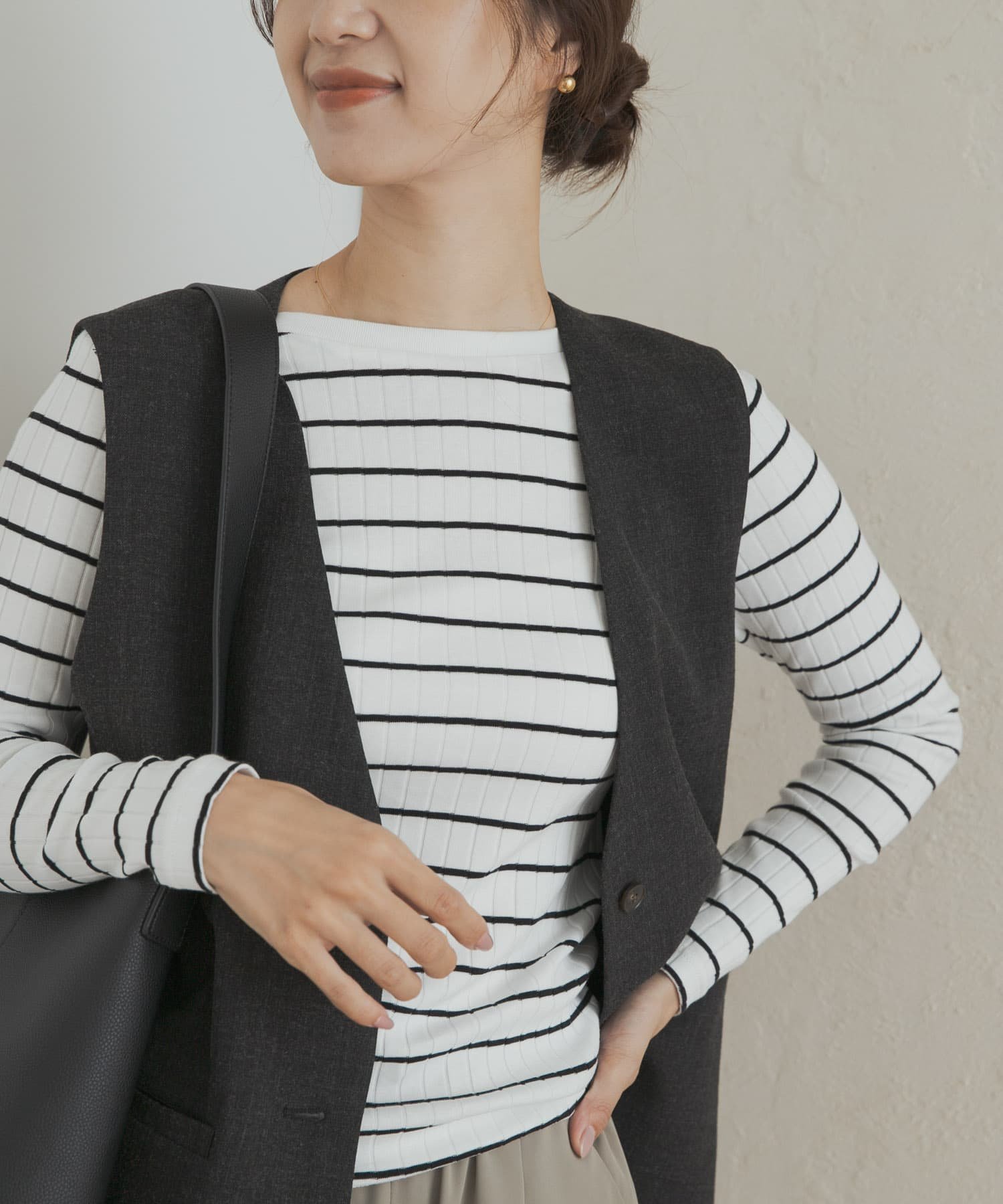 【アーバンリサーチ ドアーズ/URBAN RESEARCH DOORS】の針抜き長袖カットソー インテリア・キッズ・メンズ・レディースファッション・服の通販 founy(ファニー) ファッション Fashion レディースファッション Fashion for Women トップス・カットソー Cut & Sew Tops カットソー・ベーシックTシャツ Cut-and-Sewn Tops / Stretch Tees & Basics 2025年 2025 2025-2026秋冬・A/W Autumn/Winter 2025–26 AW25–26 冬 Winter / This Winter インナー Innerwear カットソー Cut and Sewn Top カーディガン Cardigan, Knitwear シンプル Simple, Minimal ジャケット Jacket, Outerwear ストレッチ Stretch, Stretchy Fabric フィット Fit, Slim Fit 人気 Popular, Best Seller 定番 Standard, Basic Item A/W・秋冬 Autumn/Winter 長袖 Long Sleeve, Full Sleeve IVO×BLK|ID: prp329100004645175 ipo3291000000034558617