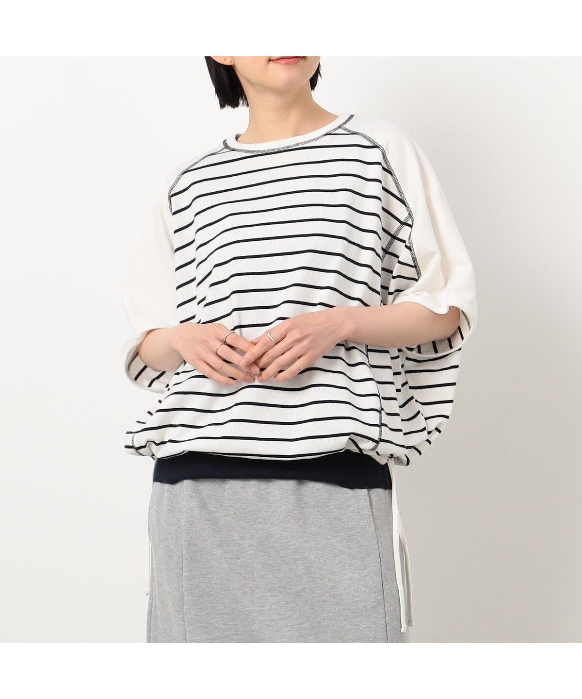 【コムサイズム/COMME CA ISM】のボーダー ドルマンスリーブTシャツ インテリア・キッズ・メンズ・レディースファッション・服の通販 founy(ファニー) 　ファッション　Fashion　レディースファッション　Fashion for Women　トップス・カットソー　Cut & Sew Tops　シャツ・ブラウス・オフィスカジュアル　Elegant Blouses & Button-Ups　ロングTシャツ・Tシャツ　Longline T-Shirts & Tees　ボーダー　Border, Stripe　ポケット　Pocket, Pocket Detail　ヨーク　Yoke, Yoke Design　無地　Plain, Solid Color　ネイビー|ID: prp329100004645787 ipo3291000000033531401