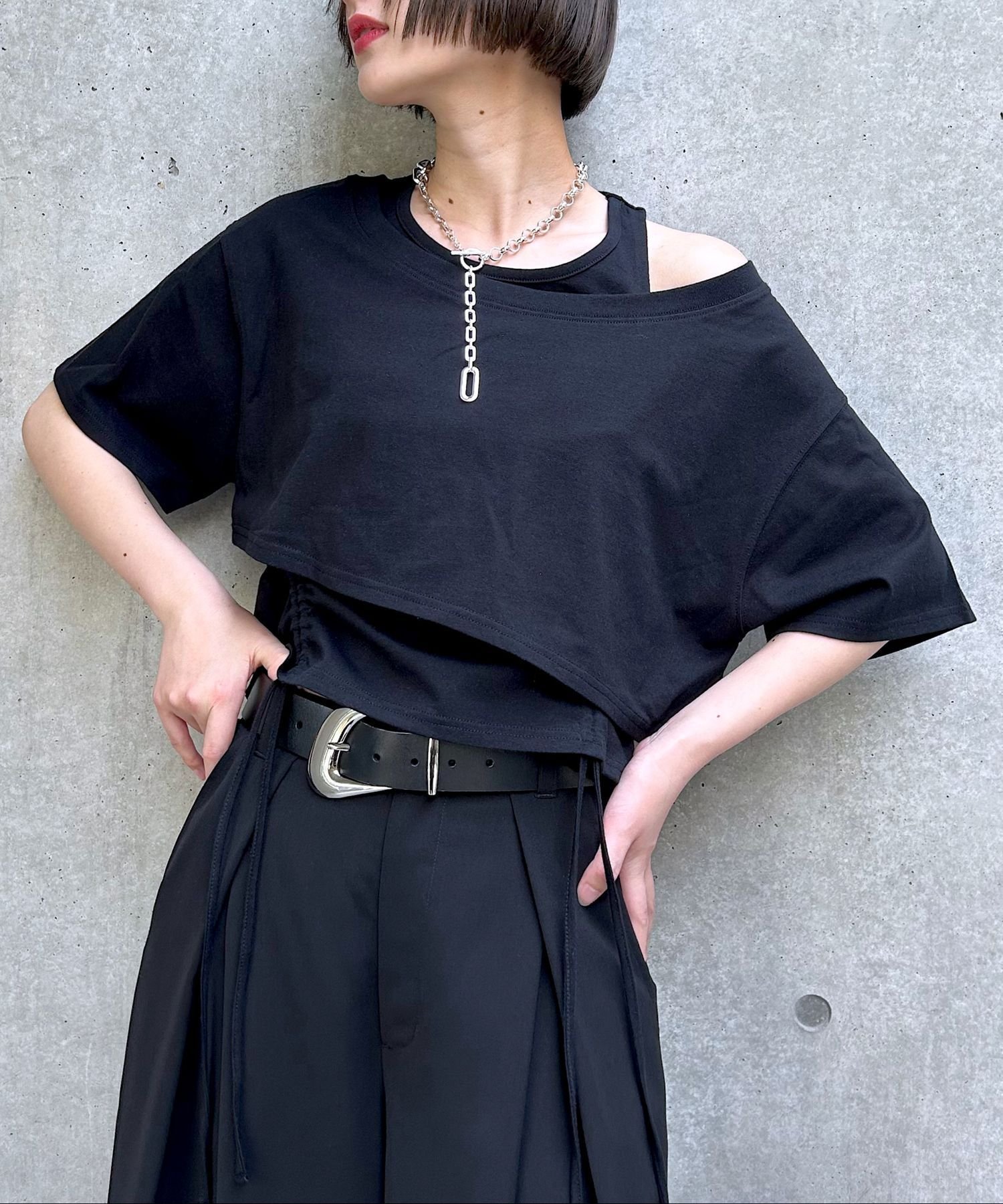 【ページボーイ/PAGEBOY】のオフショルTドロストタンクセット インテリア・キッズ・メンズ・レディースファッション・服の通販 founy(ファニー) 　ファッション　Fashion　レディースファッション　Fashion for Women　おすすめ　Recommended / Our Picks　シャーリング　Shirring, Ruched　タンク　Tank Top, Sleeveless Top　デコルテ　Décolleté, Neckline　デニム　Denim, Jeans Material　フレア　Flare, Flared　ボトム　Bottoms, Lower Wear　ミックス　Mix, Mixed Style　ワイド　Wide, Wide Fit　半袖　Short Sleeve, Half Sleeve　夏　Summer　ブラック09|ID: prp329100004645928 ipo3291000000033532521
