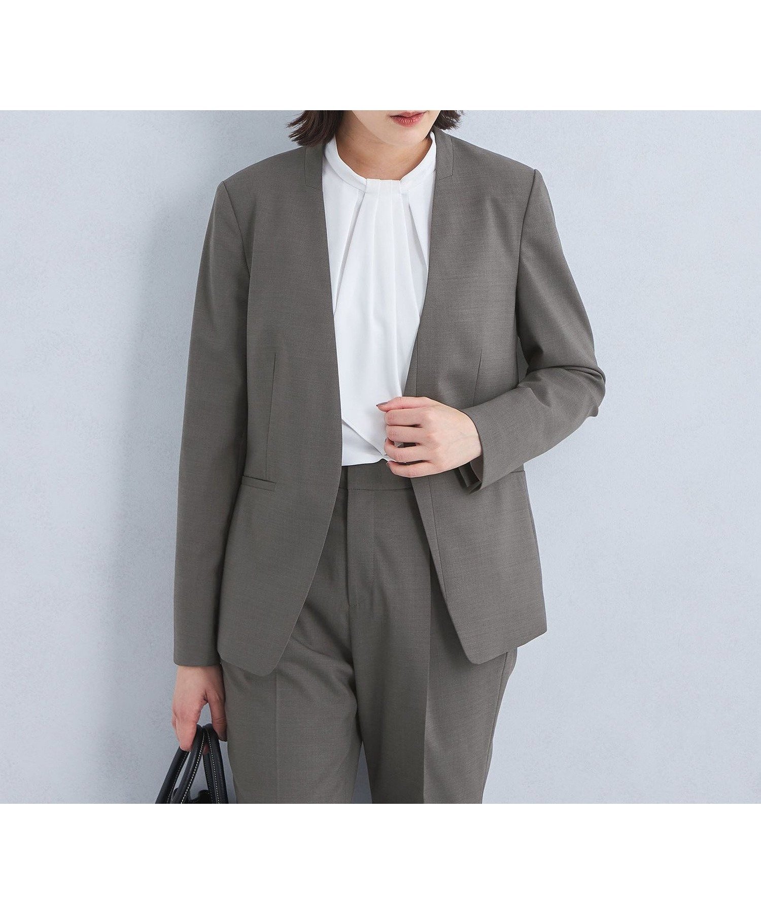 【ユナイテッドアローズ/UNITED ARROWS】のカチリラ ノーラペル ジャケット -ウォッシャブル・ストレッチ・防シワ- インテリア・キッズ・メンズ・レディースファッション・服の通販 founy(ファニー) 　ファッション　Fashion　レディースファッション　Fashion for Women　アウター　Coat / Outerwear Collection　レディースジャケット・軽アウター　Jackets　春　Spring　キュプラ　Cupro, Eco Fabric　シンプル　Simple, Minimal　ジャケット　Jacket, Outerwear　ストレッチ　Stretch, Stretchy Fabric　ストレート　Straight, Straight Cut　スリット　Slit, Slit Detail　セットアップ　Set-Up, Coordinated Outfit　ダブル　Double, Double-Breasted　定番　Standard, Basic Item　ハイネック　High Neck, Mock Neck　バランス　Balance, Style Balance　ボトム　Bottoms, Lower Wear　ポケット　Pocket, Pocket Detail　リラックス　Relax, Relaxed Fit　冬　Winter / This Winter　アウトレット　Outlet / Clearance　おすすめ　Recommended / Our Picks　ビジネス 仕事 通勤　Business / Work / Commuting　MD.GRAY|ID: prp329100004646076 ipo3291000000034477306