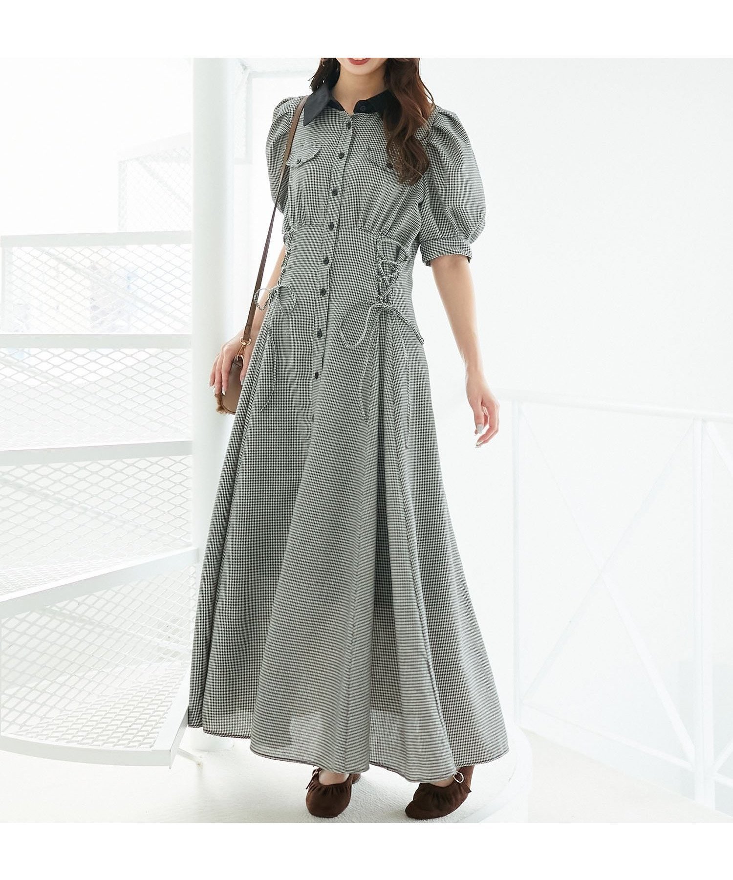【マジェスティック レゴン/MAJESTIC LEGON】のサイドレースアップシャツワンピース インテリア・キッズ・メンズ・レディースファッション・服の通販 founy(ファニー) 　ファッション　Fashion　レディースファッション　Fashion for Women　ワンピース　Dresses　シャツワンピース / 1枚で着映えコーデ　Shirt Dresses　サンダル　Sandals, Summer Shoes　スリーブ　Sleeve, Long Sleeve / Short Sleeve　ダウン　Down, Puffer　バランス　Balance, Style Balance　レース　Lace, Lace Fabric　再入荷　Restock / Back in Stock　エレガント 上品　Elegant　ブラックベース|ID: prp329100004646215 ipo3291000000033534430