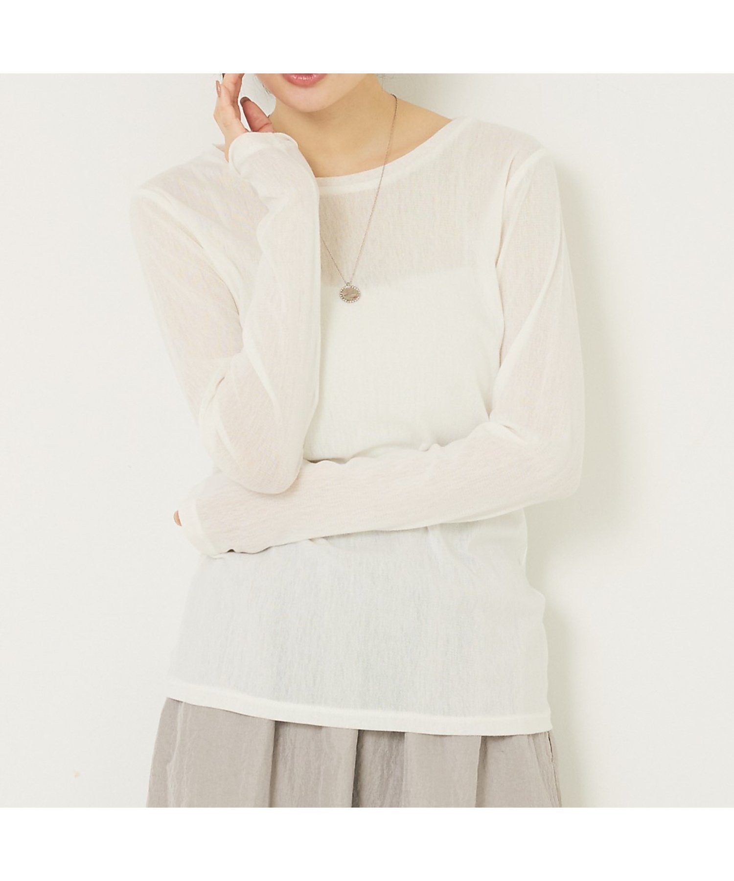 【アバハウスマヴィ/abahouse mavie】のソフトチュールロンT インテリア・キッズ・メンズ・レディースファッション・服の通販 founy(ファニー) 　ファッション　Fashion　レディースファッション　Fashion for Women　トップス・カットソー　Cut & Sew Tops　ロングTシャツ・Tシャツ　Longline T-Shirts & Tees　おすすめ　Recommended / Our Picks　インナー　Innerwear　チュール　Tulip, Tulip Motif　ベスト　Vest, Waistcoat　ホワイト|ID: prp329100004646294 ipo3291000000033535090