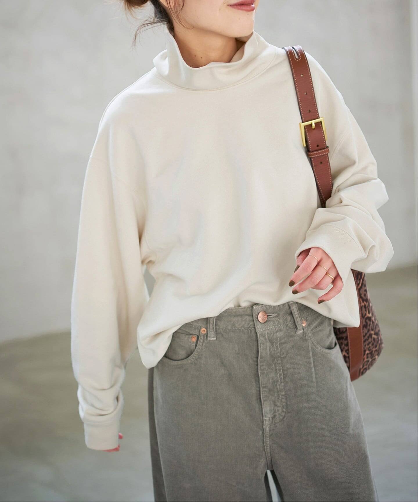 【スピック&スパン/Spick & Span】の《WEB限定追加 》裏毛ハイネックプルオーバー インテリア・キッズ・メンズ・レディースファッション・服の通販 founy(ファニー) 　ファッション　Fashion　レディースファッション　Fashion for Women　トップス・カットソー　Cut & Sew Tops　カジュアルプルオーバー・ニットトップス　Pullovers & Knit Tops / Casual Pullovers　ハイネック　High Neck, Mock Neck　再入荷　Restock / Back in Stock　ナチュラル|ID: prp329100004646321 ipo3291000000033851913