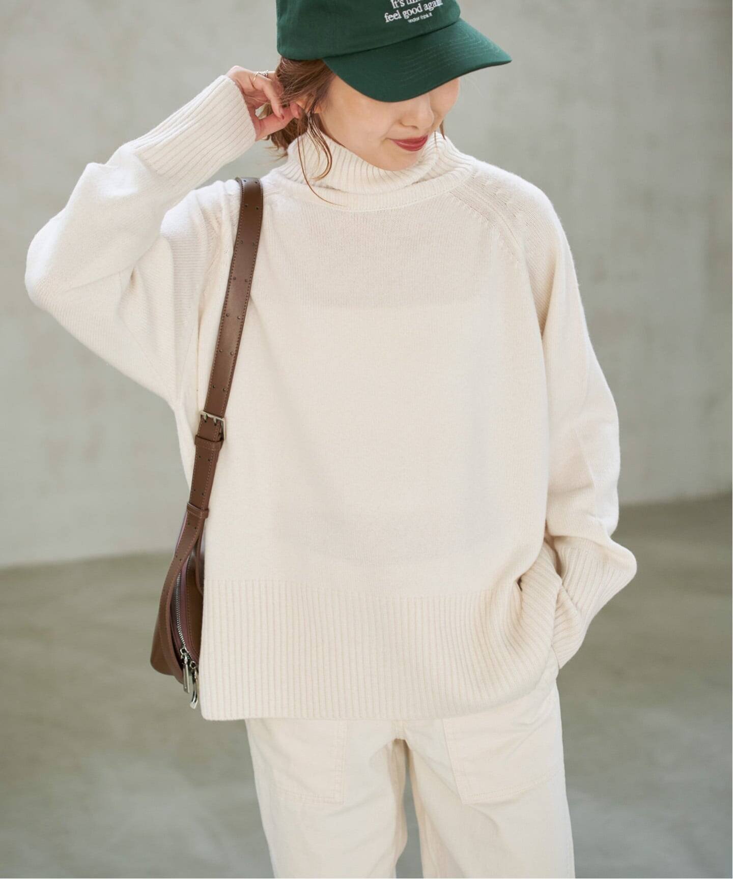 【スピック&スパン/Spick & Span】のW/CAラグランタートルニット インテリア・キッズ・メンズ・レディースファッション・服の通販 founy(ファニー) 　ファッション　Fashion　レディースファッション　Fashion for Women　トップス・カットソー　Cut & Sew Tops　ニット　Knit Tops & Sweaters　シンプル　Simple, Minimal　スリーブ　Sleeve, Long Sleeve / Short Sleeve　タートル　Turtleneck, Turtle Collar　タートルネック　Turtleneck, High Neck　冬　Winter / This Winter　ホワイト|ID: prp329100004646340 ipo3291000000033587377