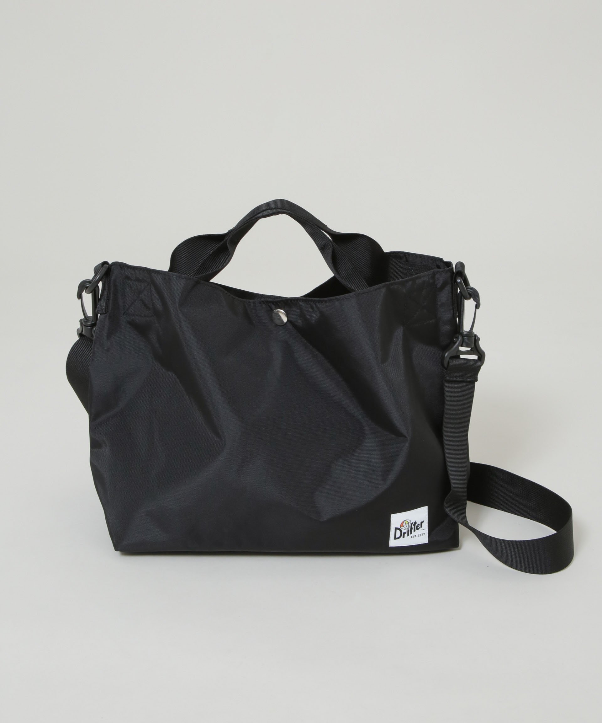 【ナノ ユニバース/nano universe】のDrifter/CARRY ALL BAG インテリア・キッズ・メンズ・レディースファッション・服の通販 founy(ファニー) 　ファッション　Fashion　レディースファッション　Fashion for Women　バッグ　Bags　キーホルダー　Keychain, Key Holder　スマホ　Smartphone, Mobile Device　ドット　Polka Dot, Dot Pattern　パターン　Pattern, Design Print　ベーシック　Basic, Essential　ポケット　Pocket, Pocket Detail　2025年　2025　2025-2026秋冬・A/W　Autumn/Winter 2025–26 AW25–26　ブラック|ID: prp329100004646356 ipo3291000000033535979
