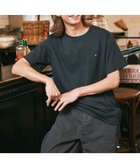 【トミーヒルフィガー/TOMMY HILFIGER】の【オンライン限定】トミーヒルフィガー ワンポイントロゴクルーネックオーバーサイズTシャツ 人気、トレンドファッション・服の通販 founy(ファニー) ファッション Fashion レディースファッション Fashion for Women トップス・カットソー Cut & Sew Tops シャツ・ブラウス・オフィスカジュアル Elegant Blouses & Button-Ups ロングTシャツ・Tシャツ Longline T-Shirts & Tees アメリカン American Style インナー Innerwear クラシック Classic, Timeless Style ジャケット Jacket, Outerwear ストレッチ Stretch, Stretchy Fabric スマート Smart, Elegant デニム Denim, Jeans Material 人気 Popular, Best Seller フィット Fit, Slim Fit モダン Modern, Contemporary ワンポイント One Point, Statement Accent おすすめ Recommended / Our Picks ゴルフ Golf thumbnail ブラックBDS|ID: prp329100004646420 ipo3291000000033581710