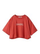 【スナイデル/SNIDEL】のSNIDELロゴTシャツ 人気、トレンドファッション・服の通販 founy(ファニー) ファッション Fashion レディースファッション Fashion for Women トップス・カットソー Cut & Sew Tops シャツ・ブラウス・オフィスカジュアル Elegant Blouses & Button-Ups ロングTシャツ・Tシャツ Longline T-Shirts & Tees クロップド Cropped, Short Length スウェット / スエット Sweatshirt, Sweatwear スタイリッシュ Stylish, Fashionable デニム Denim, Jeans Material バランス Balance, Style Balance フロント Front, Front Design プリント Print, Printed Pattern プレート Plate, Dish メタル Metal, Metal Parts 今季 This Season, Current Season thumbnail RED[046]|ID: prp329100004646442 ipo3291000000033537063