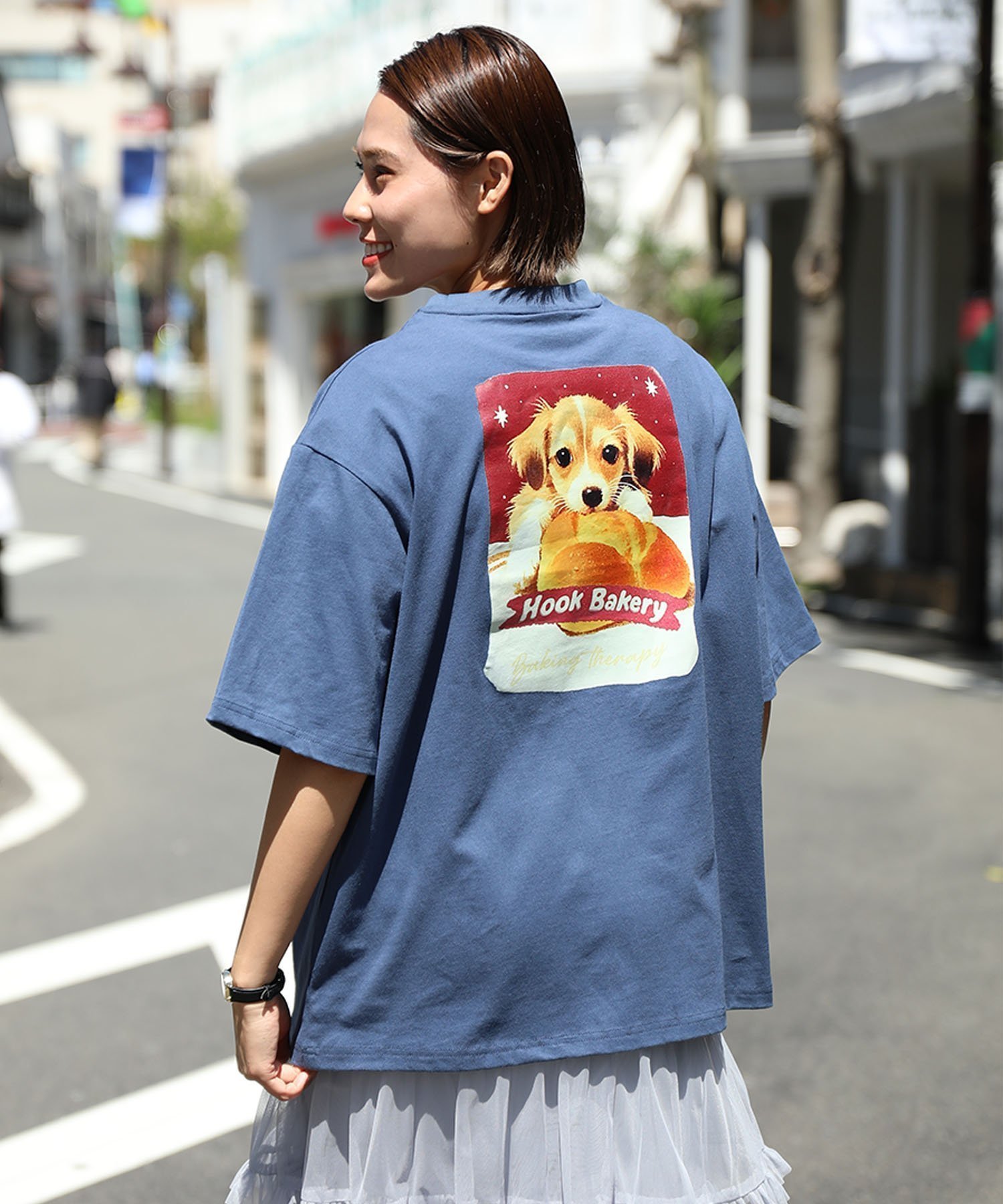 【アイモハ/aimoha】のHOOK -original- 「HOOK BAKERY」シリーズアンティーク動物プリントTEE インテリア・キッズ・メンズ・レディースファッション・服の通販 founy(ファニー) 　ファッション　Fashion　レディースファッション　Fashion for Women　おすすめ　Recommended / Our Picks　アンティーク　Antique-Inspired　イラスト　Illustration　カーゴパンツ　Cargo Pants, Utility Pants　サンダル　Sandals, Summer Shoes　ショート　Short, Short Length　スタイリッシュ　Stylish, Fashionable　スニーカー　Sneakers, Trainers　デニム　Denim, Jeans Material　フロント　Front, Front Design　プリント　Print, Printed Pattern　リラックス　Relax, Relaxed Fit　ヴィンテージ　Vintage Style　犬　Dog　猫　Cat, Kitty　ブルー|ID: prp329100004646447 ipo3291000000033537110