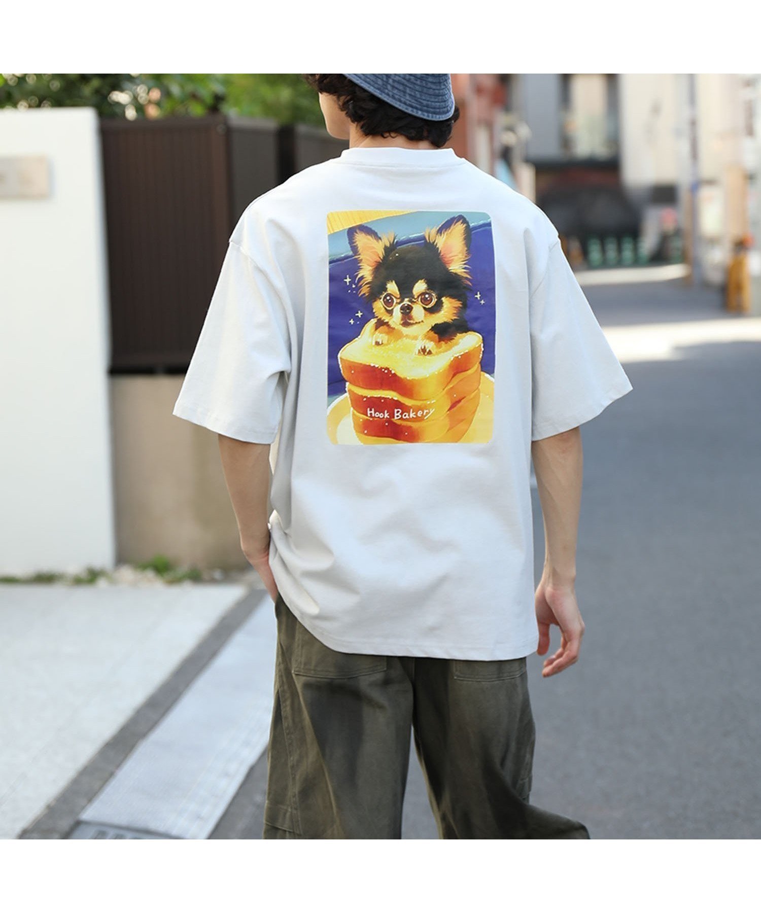 【アイモハ/aimoha】のHOOK -original- 「HOOK BAKERY」シリーズアンティーク動物プリントTEE インテリア・キッズ・メンズ・レディースファッション・服の通販 founy(ファニー) 　ファッション　Fashion　レディースファッション　Fashion for Women　おすすめ　Recommended / Our Picks　アンティーク　Antique-Inspired　イラスト　Illustration　カーゴパンツ　Cargo Pants, Utility Pants　サンダル　Sandals, Summer Shoes　ショート　Short, Short Length　スタイリッシュ　Stylish, Fashionable　スニーカー　Sneakers, Trainers　デニム　Denim, Jeans Material　フロント　Front, Front Design　プリント　Print, Printed Pattern　リラックス　Relax, Relaxed Fit　ヴィンテージ　Vintage Style　犬　Dog　猫　Cat, Kitty　グレー系その他|ID: prp329100004646447 ipo3291000000033537116