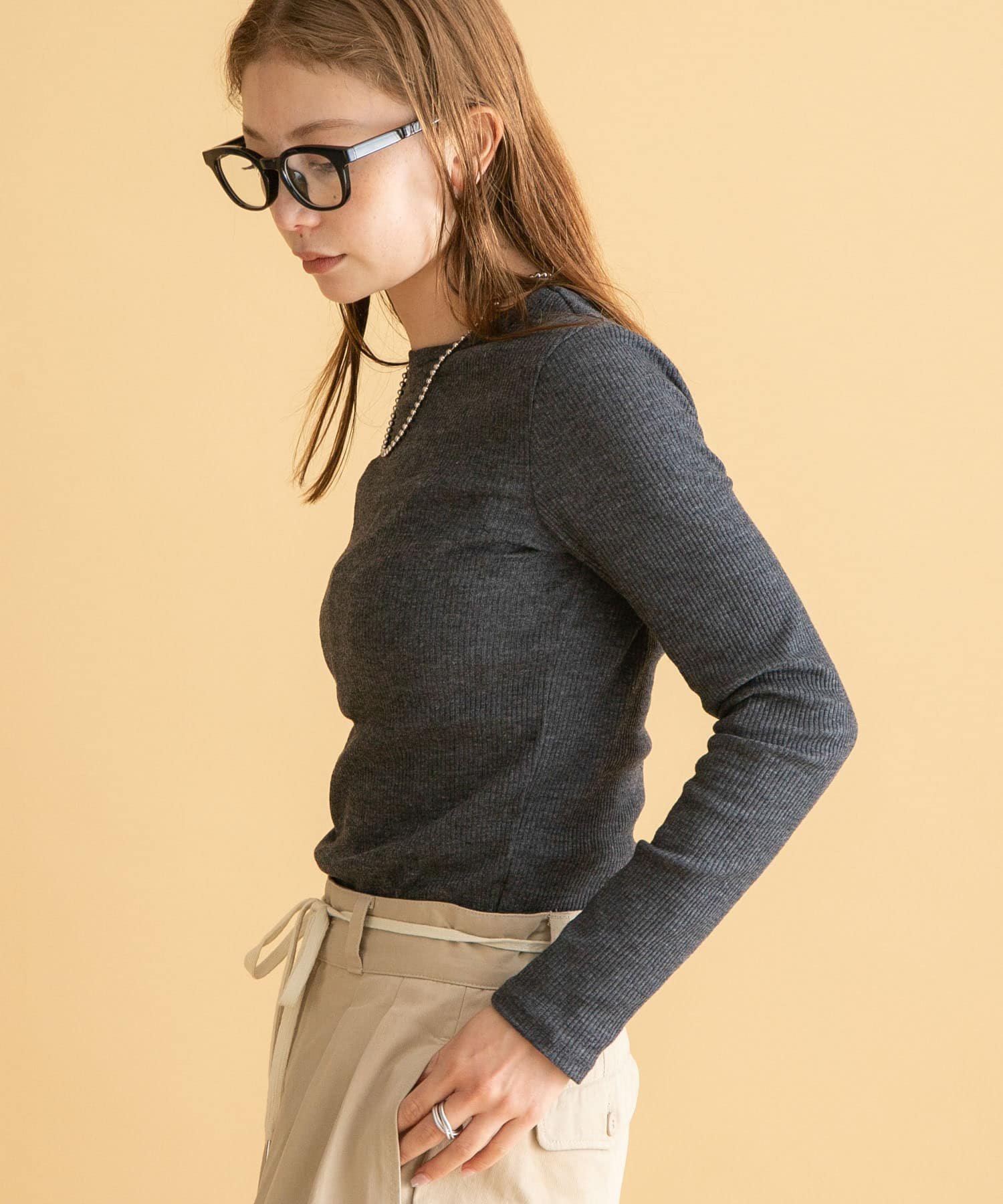 【サニーレーベル/Sonny Label / URBAN RESEARCH】のスラブベーシックロングスリーブTシャツ インテリア・キッズ・メンズ・レディースファッション・服の通販 founy(ファニー) 　ファッション　Fashion　レディースファッション　Fashion for Women　トップス・カットソー　Cut & Sew Tops　シャツ・ブラウス・オフィスカジュアル　Elegant Blouses & Button-Ups　ロングTシャツ・Tシャツ　Longline T-Shirts & Tees　2025年　2025　2025春夏・S/S　Spring/Summer 2025 SS25　おすすめ　Recommended / Our Picks　インナー　Innerwear　カットソー　Cut and Sewn Top　シンプル　Simple, Minimal　フィット　Fit, Slim Fit　ベスト　Vest, Waistcoat　夏　Summer　S/S・春夏　SS, Spring/Summer, Warm Season　チャコール|ID: prp329100004646586 ipo3291000000033794912