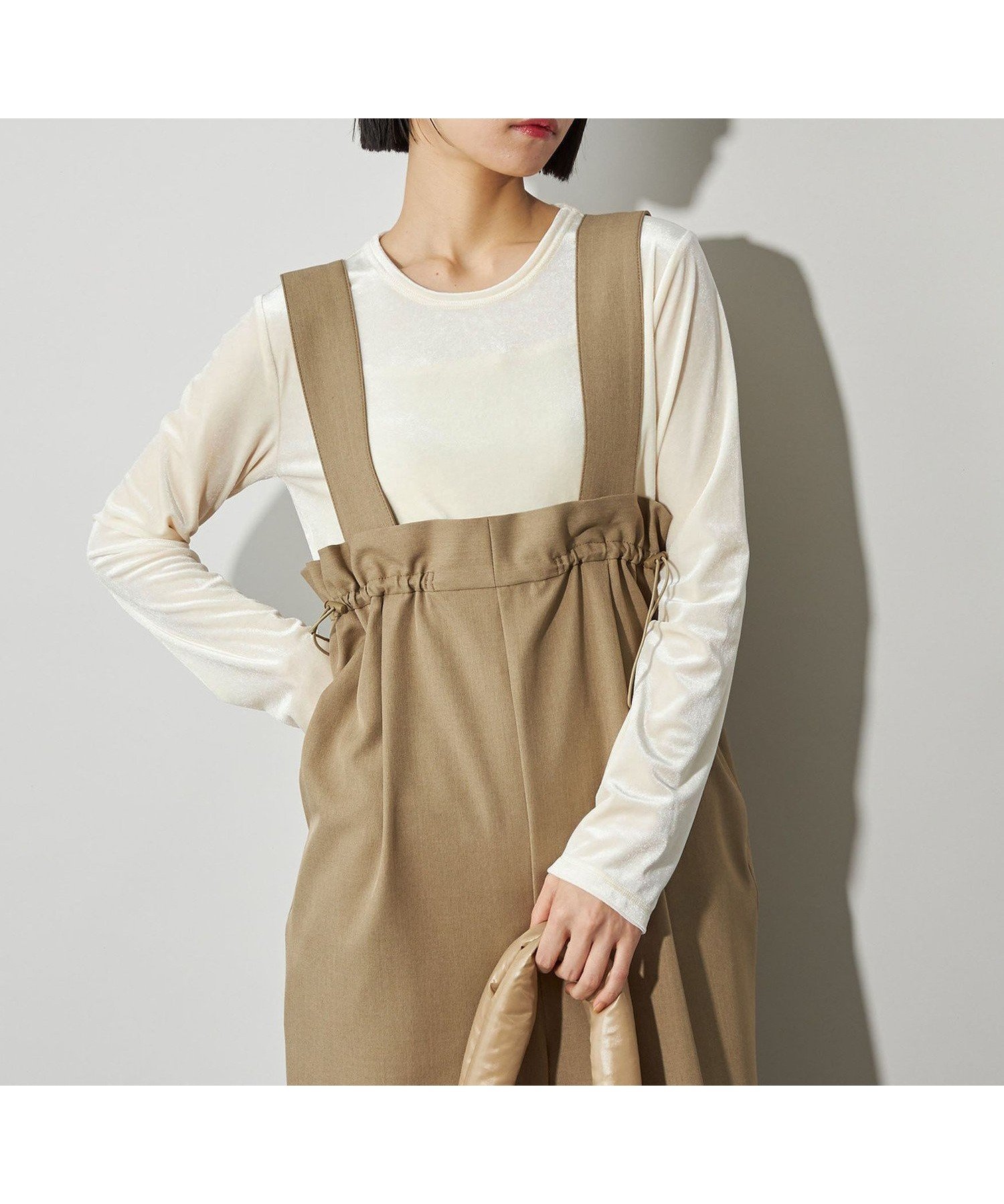 【シテン/CITEN】のCITEN ベロアコンパクトロンT インテリア・キッズ・メンズ・レディースファッション・服の通販 founy(ファニー) 　ファッション　Fashion　レディースファッション　Fashion for Women　トップス・カットソー　Cut & Sew Tops　ロングTシャツ・Tシャツ　Longline T-Shirts & Tees　ベロアトップス　Velour Tops / Velvet-Look Items　インナー　Innerwear　カーディガン　Cardigan, Knitwear　シャイニー　Shiny, Glossy Finish　シンプル　Simple, Minimal　スラックス　Slacks, Dress Pants　デニム　Denim, Jeans Material　トレンド　Trend, Trending Now　フィット　Fit, Slim Fit　ベロア　Velour, Soft Velvet　ワーク　Workwear, Utility Style　A/W・秋冬　Autumn/Winter　おすすめ　Recommended / Our Picks　エレガント 上品　Elegant　OFF WHITE|ID: prp329100004646851 ipo3291000000033543413