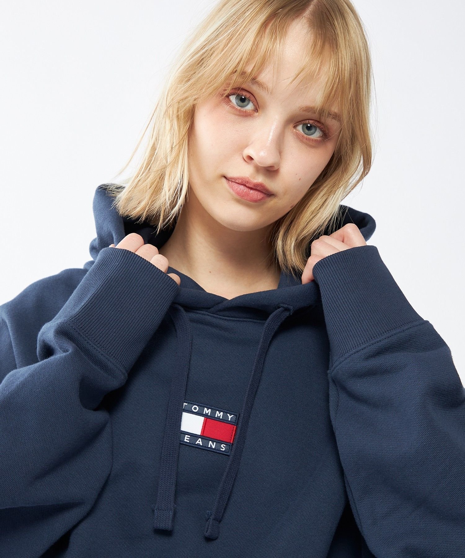 【トミーヒルフィガー/TOMMY HILFIGER / MEN】のフラッグロゴパーカー インテリア・キッズ・メンズ・レディースファッション・服の通販 founy(ファニー) 　ファッション　Fashion　メンズファッション　Fashion for Men　アメリカン　American Style　オレンジ　Orange　クラシック　Classic, Timeless Style　クール　Cool, Chic　ゴルフ　Golf　ツイスト　Tweed, Tweed Fabric　デニム　Denim, Jeans Material　パッチ　Patch, Appliqué　フロント　Front, Front Design　ベーシック　Basic, Essential　ポケット　Pocket, Pocket Detail　モダン　Modern, Contemporary　人気　Popular, Best Seller　ネイビーC87|ID: prp329100004646904 ipo3291000000033544060