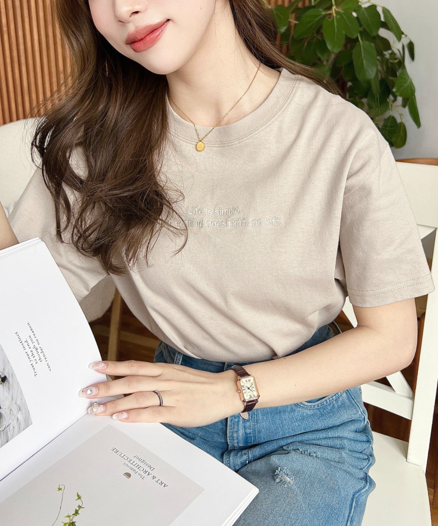 【モーメントプラス/moment+ / MEN】のロゴ刺繍 Tシャツ インテリア・キッズ・メンズ・レディースファッション・服の通販 founy(ファニー) 　ファッション　Fashion　メンズファッション　Fashion for Men　カットソー　Cut and Sewn Top　カーディガン　Cardigan, Knitwear　シンプル　Simple, Minimal　スラックス　Slacks, Dress Pants　スリット　Slit, Slit Detail　デニム　Denim, Jeans Material　トレンド　Trend, Trending Now　定番　Standard, Basic Item　バレエ　Ballet, Ballet Style　ビスチェ　Bustier, Corset Top　ボトム　Bottoms, Lower Wear　マーメイド　Mermaid, Fishtail Silhouette　おすすめ　Recommended / Our Picks　グレイッシュベージュ|ID: prp329100004646907 ipo3291000000033544098