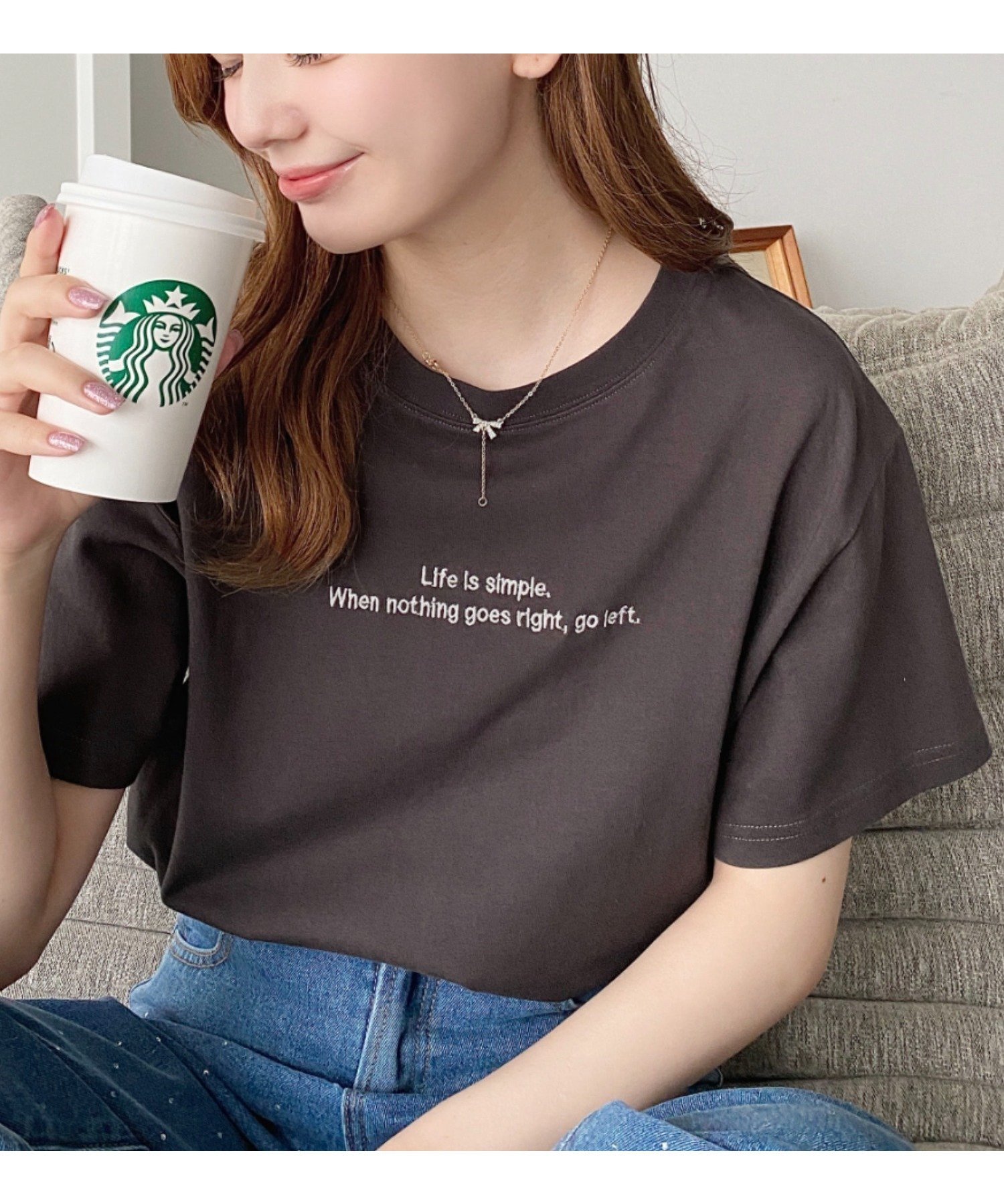 【モーメントプラス/moment+ / MEN】のロゴ刺繍 Tシャツ インテリア・キッズ・メンズ・レディースファッション・服の通販 founy(ファニー) 　ファッション　Fashion　メンズファッション　Fashion for Men　カットソー　Cut and Sewn Top　カーディガン　Cardigan, Knitwear　シンプル　Simple, Minimal　スラックス　Slacks, Dress Pants　スリット　Slit, Slit Detail　デニム　Denim, Jeans Material　トレンド　Trend, Trending Now　定番　Standard, Basic Item　バレエ　Ballet, Ballet Style　ビスチェ　Bustier, Corset Top　ボトム　Bottoms, Lower Wear　マーメイド　Mermaid, Fishtail Silhouette　おすすめ　Recommended / Our Picks　チャコールグレー|ID: prp329100004646907 ipo3291000000033544101