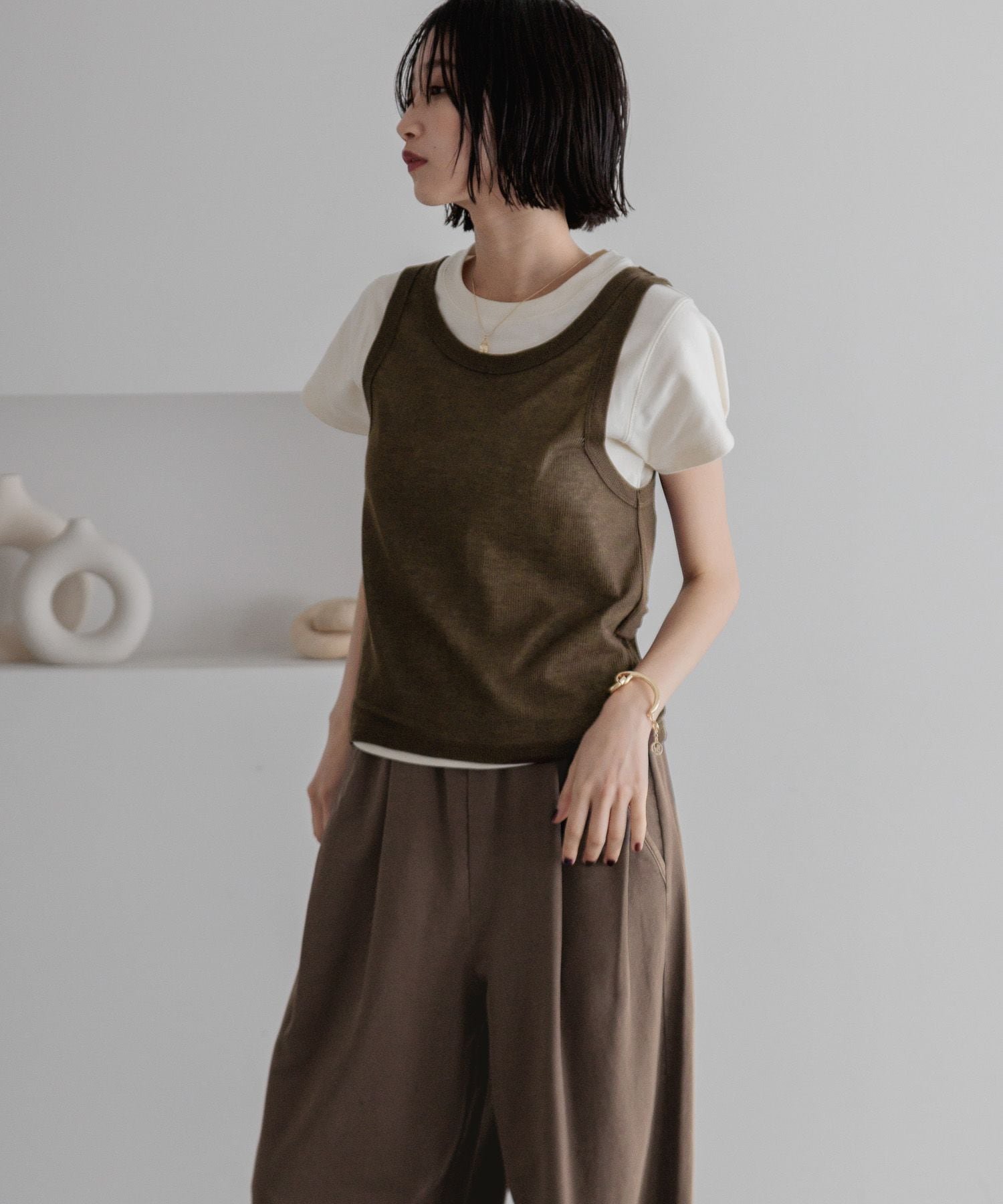 【ローリーズファーム/LOWRYS FARM】のタンクレイヤードSETTシャツ 人気、トレンドファッション・服の通販 founy(ファニー) 　ファッション　Fashion　レディースファッション　Fashion for Women　トップス・カットソー　Cut & Sew Tops　シャツ・ブラウス・オフィスカジュアル　Elegant Blouses & Button-Ups　ロングTシャツ・Tシャツ　Longline T-Shirts & Tees　おすすめ　Recommended / Our Picks　インナー　Innerwear　シアー　Sheer, See-Through　ストレッチ　Stretch, Stretchy Fabric　タンク　Tank Top, Sleeveless Top　トレンド　Trend, Trending Now　ビスチェ　Bustier, Corset Top　ボトム　Bottoms, Lower Wear　夏　Summer　 other-1|ID: prp329100004646914 ipo3291000000033544143