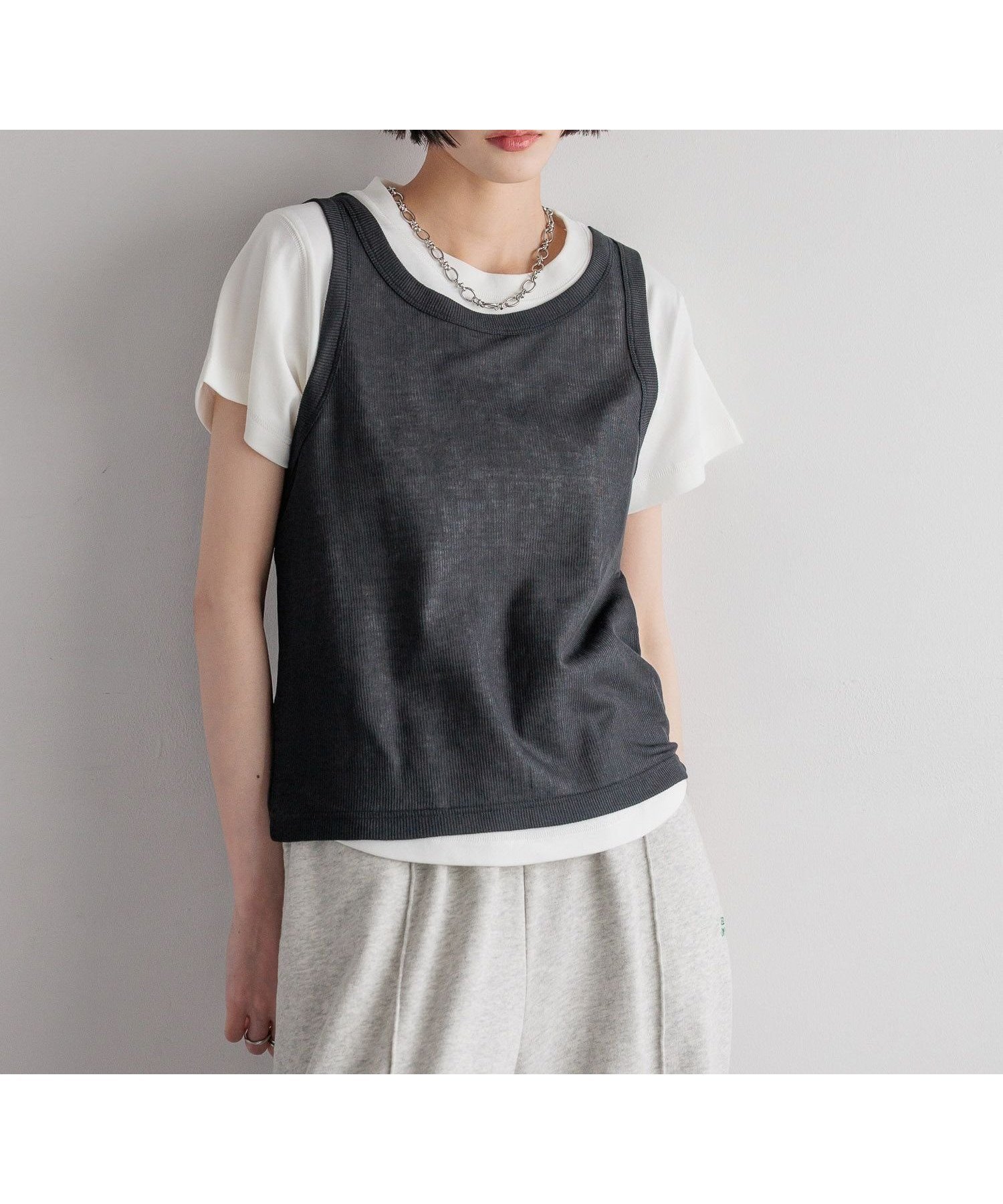 【ローリーズファーム/LOWRYS FARM】のタンクレイヤードSETTシャツ インテリア・キッズ・メンズ・レディースファッション・服の通販 founy(ファニー) 　ファッション　Fashion　レディースファッション　Fashion for Women　トップス・カットソー　Cut & Sew Tops　シャツ・ブラウス・オフィスカジュアル　Elegant Blouses & Button-Ups　ロングTシャツ・Tシャツ　Longline T-Shirts & Tees　おすすめ　Recommended / Our Picks　インナー　Innerwear　シアー　Sheer, See-Through　ストレッチ　Stretch, Stretchy Fabric　タンク　Tank Top, Sleeveless Top　トレンド　Trend, Trending Now　ビスチェ　Bustier, Corset Top　ボトム　Bottoms, Lower Wear　夏　Summer　ブラック09|ID: prp329100004646914 ipo3291000000033544146