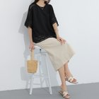 【ココモモ/COCOMOMO】のレース五分袖 クルーネック レディースブラウストップス Tシャツ ミドル丈 人気、トレンドファッション・服の通販 founy(ファニー) ファッション Fashion レディースファッション Fashion for Women トップス・カットソー Cut & Sew Tops シャツ・ブラウス・オフィスカジュアル Elegant Blouses & Button-Ups ロングTシャツ・Tシャツ Longline T-Shirts & Tees おすすめ Recommended / Our Picks デニム Denim, Jeans Material トレンド Trend, Trending Now フェミニン Feminine, Girly ミドル Middle Length, Mid Height レース Lace, Lace Fabric 夏 Summer thumbnail ブラック|ID: prp329100004646981 ipo3291000000033544868