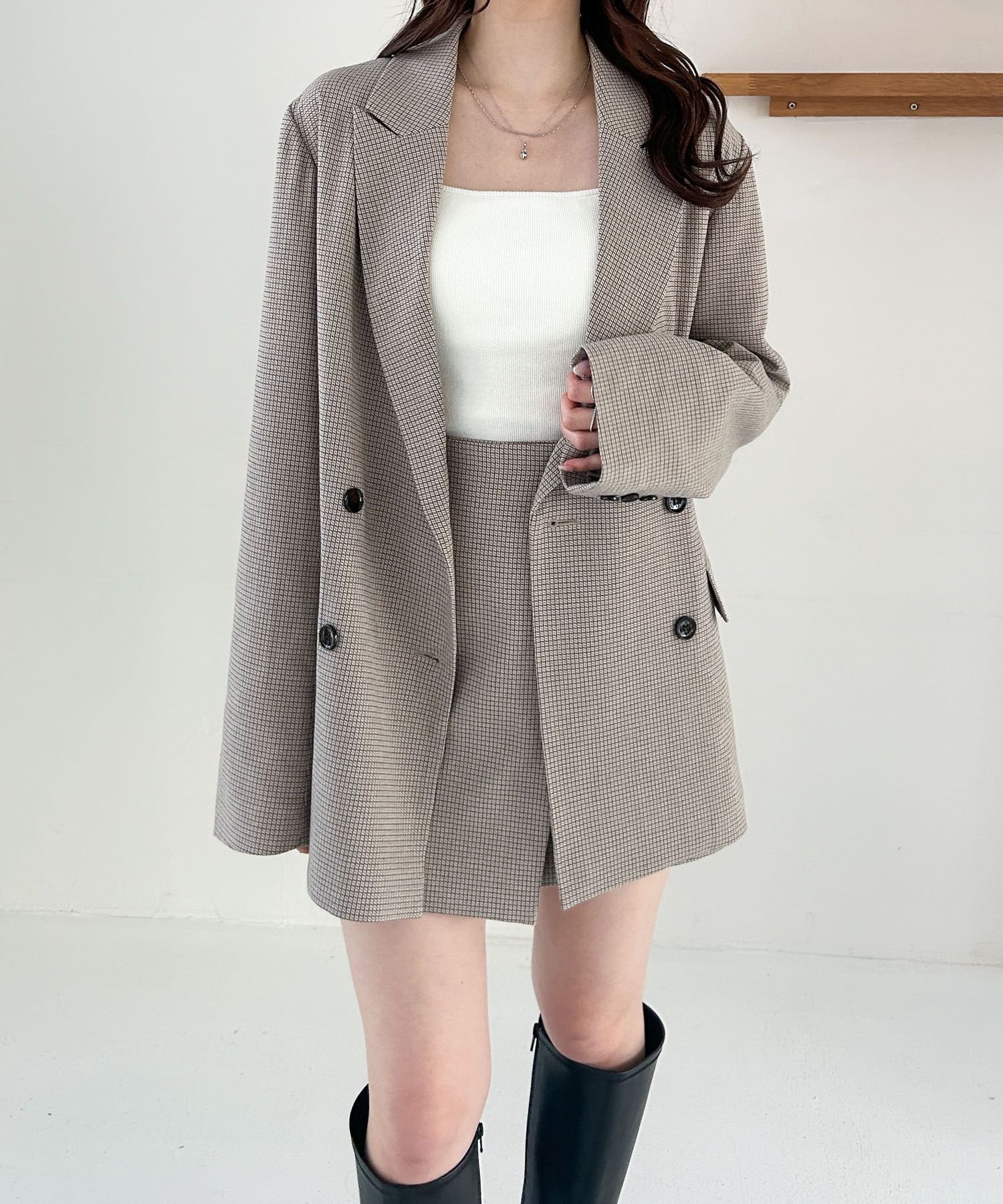 【ヘザー/Heather】のオーバーミドルテーラードジャケット インテリア・キッズ・メンズ・レディースファッション・服の通販 founy(ファニー) 　ファッション　Fashion　レディースファッション　Fashion for Women　アウター　Coat / Outerwear Collection　レディースジャケット・軽アウター　Jackets　テーラードジャケット / 通勤・きれいめスタイル　Tailored Jackets & Blazers　おすすめ　Recommended / Our Picks　ダウン　Down, Puffer　チェック　Check, Plaid, Tartan　フリル　Frill, Ruffle　無地　Plain, Solid Color　ベージュチェック|ID: prp329100004646982 ipo3291000000033911521