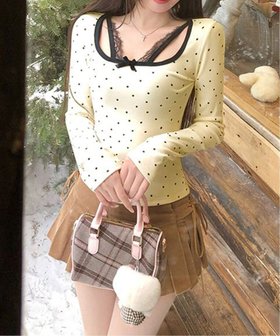 【チェルカ/CERCA】のNia/Nia(ニア)/ドット×レース 長袖 ガーリーカットソー 人気、トレンドファッション・服の通販 founy(ファニー) ファッション Fashion レディースファッション Fashion for Women トップス・カットソー Cut & Sew Tops カットソー・ベーシックTシャツ Cut-and-Sewn Tops / Stretch Tees & Basics ガーリー Girly, Feminine Style トレンド Trend, Trending Now ドット Polka Dot, Dot Pattern ネックレス Necklace, Pendant Necklace フリル Frill, Ruffle レース Lace, Lace Fabric 長袖 Long Sleeve, Full Sleeve |ID:prp329100004647029